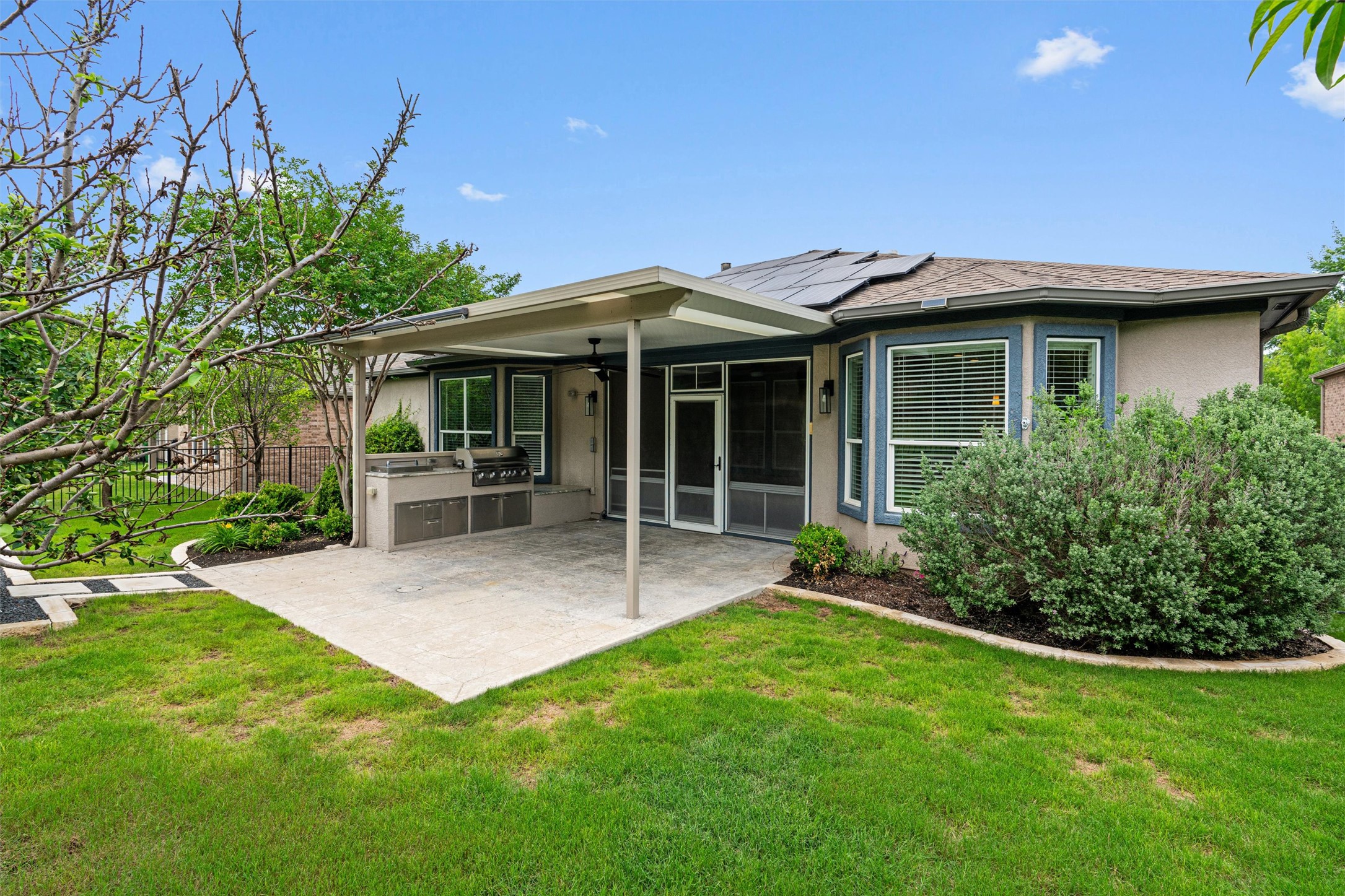main property photo 38