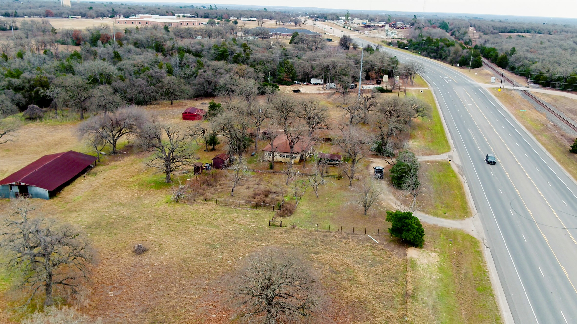 main property photo 15