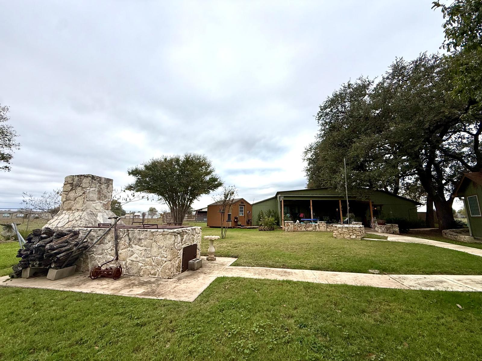 main property photo 12