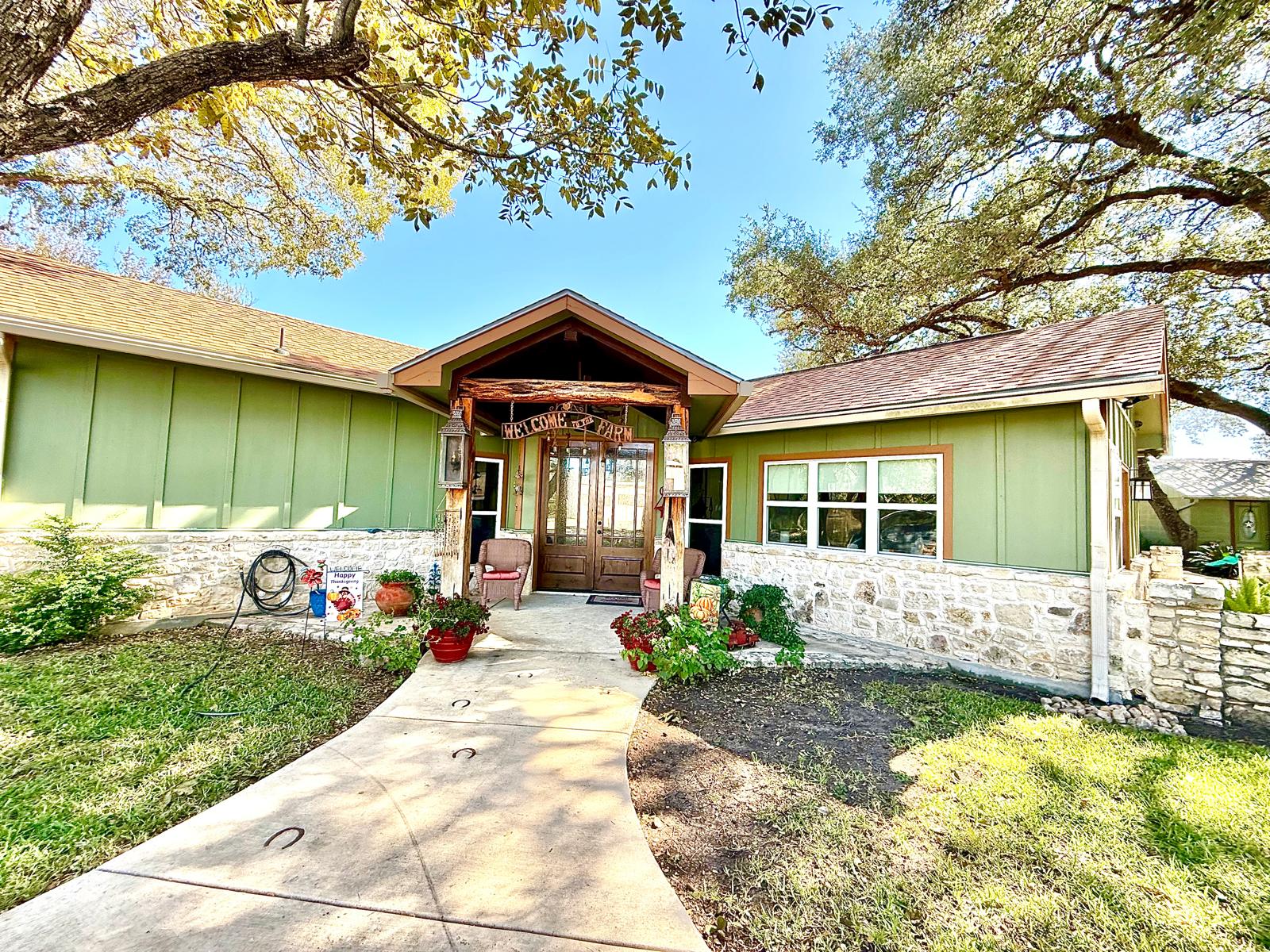 main property photo 16