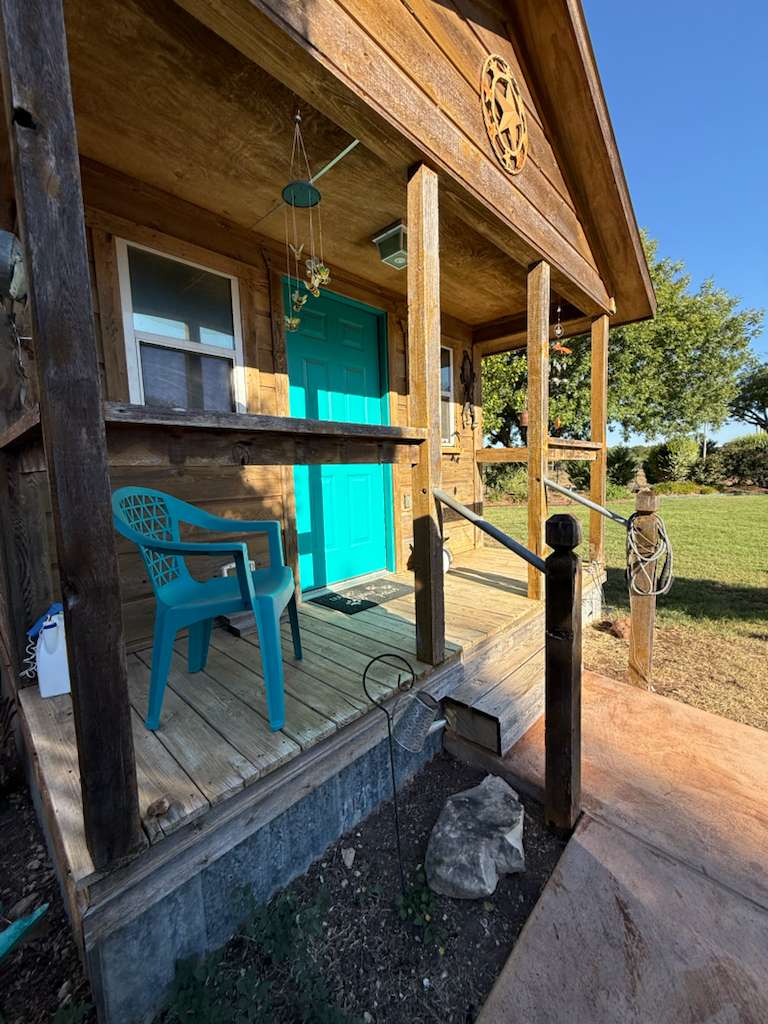 main property photo 27