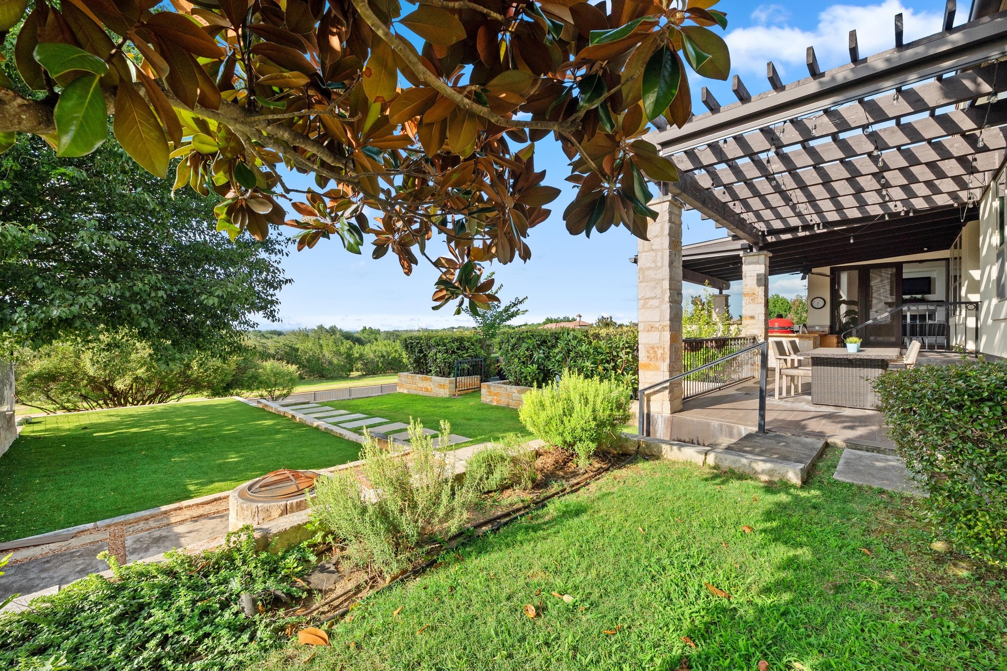 main property photo 32
