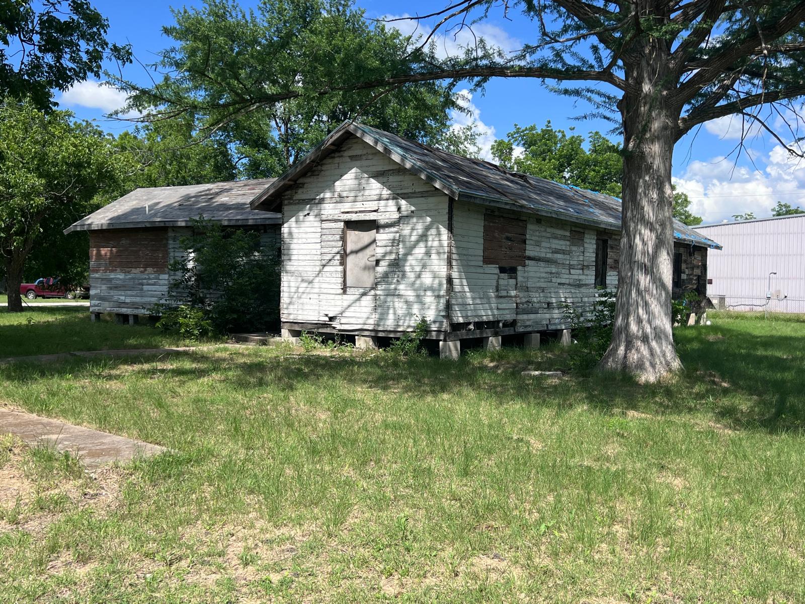 main property photo 3