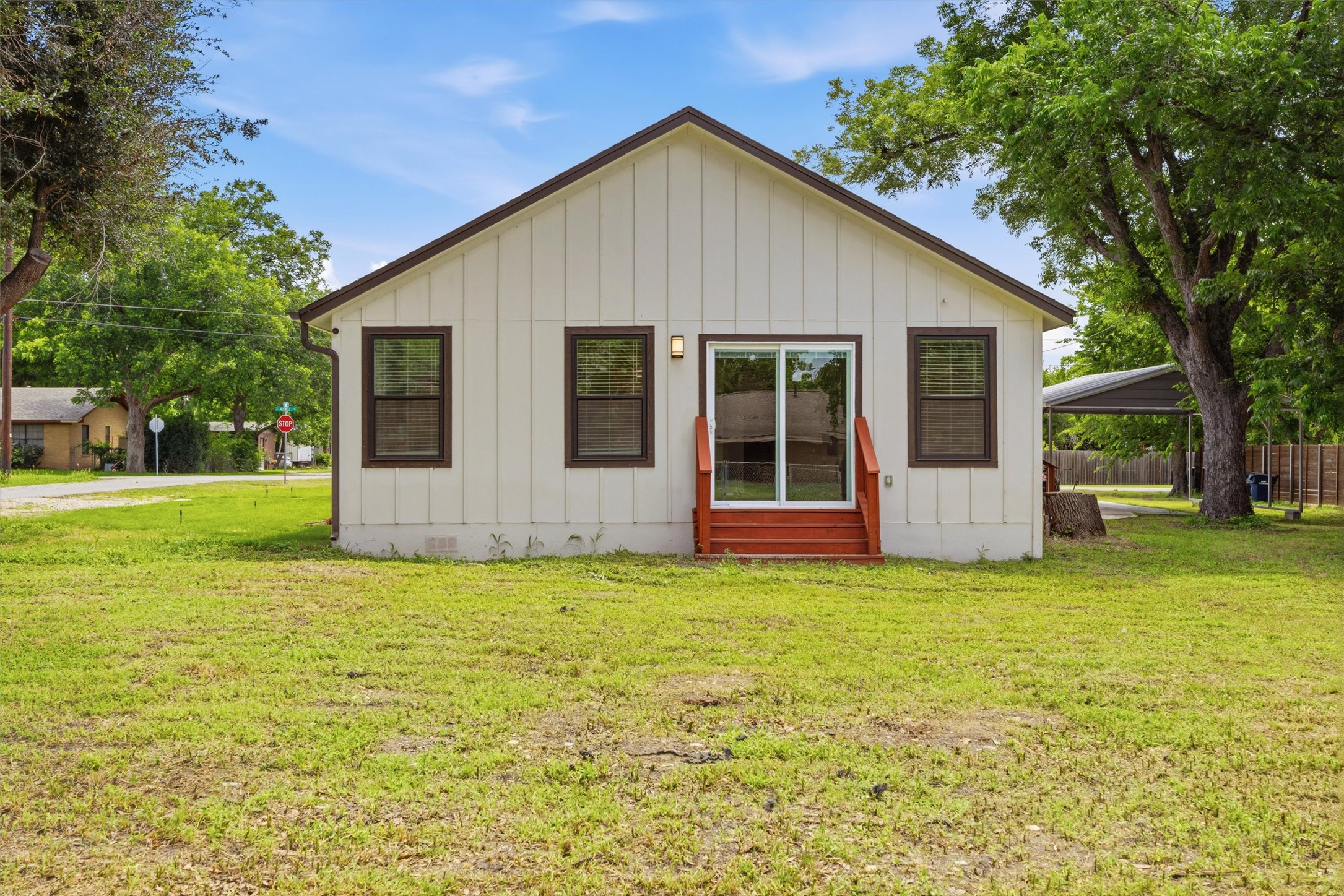 main property photo 39
