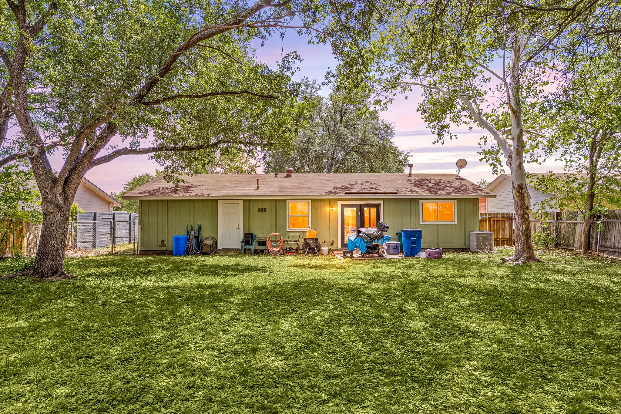 main property photo 5