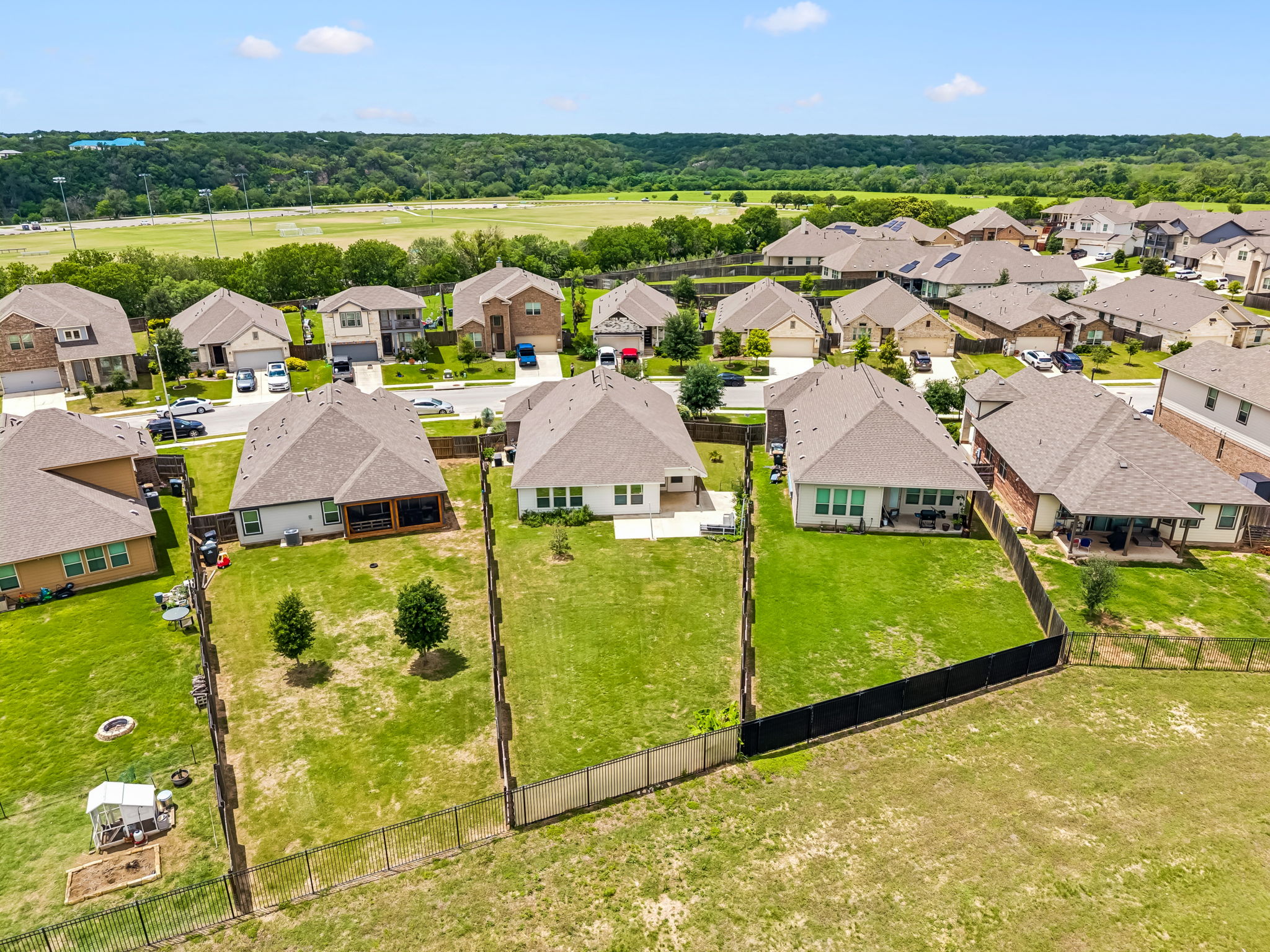 main property photo 37