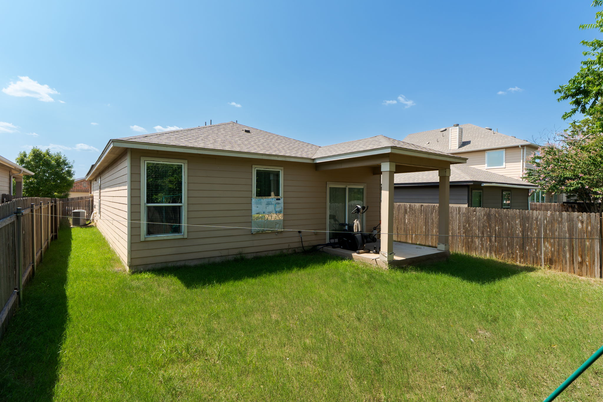main property photo 20