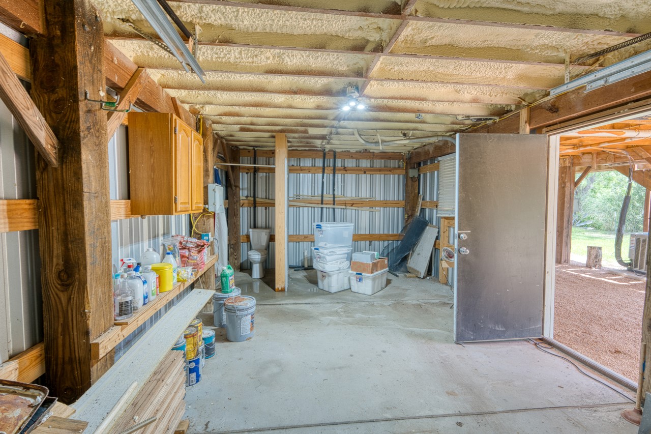 main property photo 30