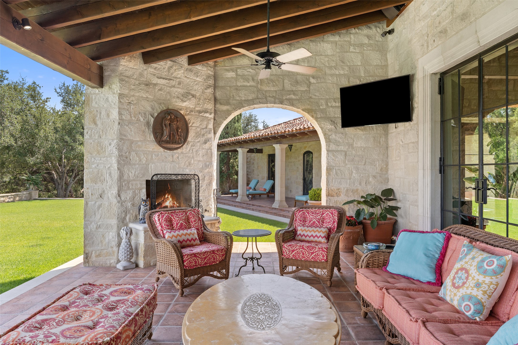 main property photo 19