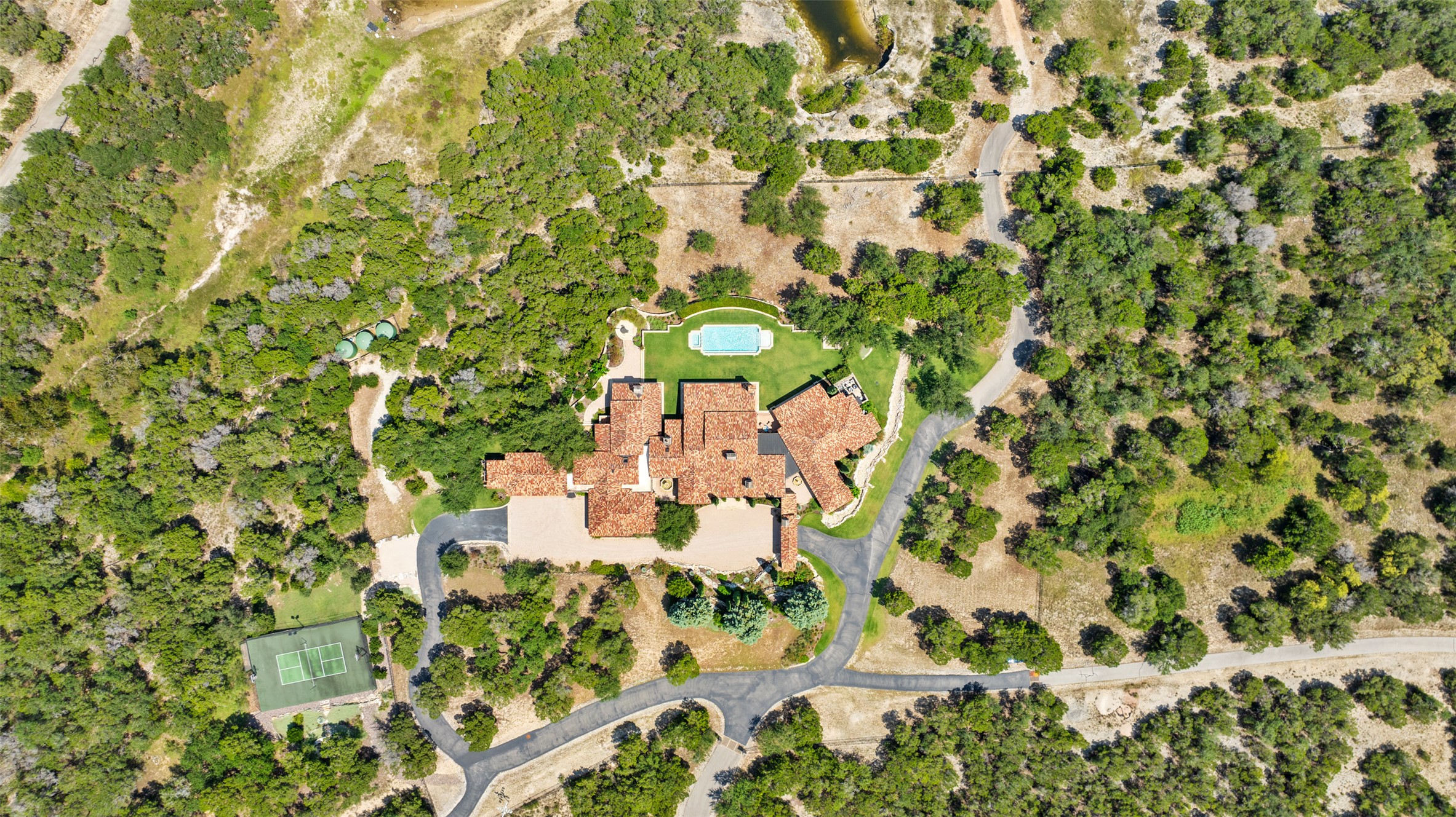 main property photo 38