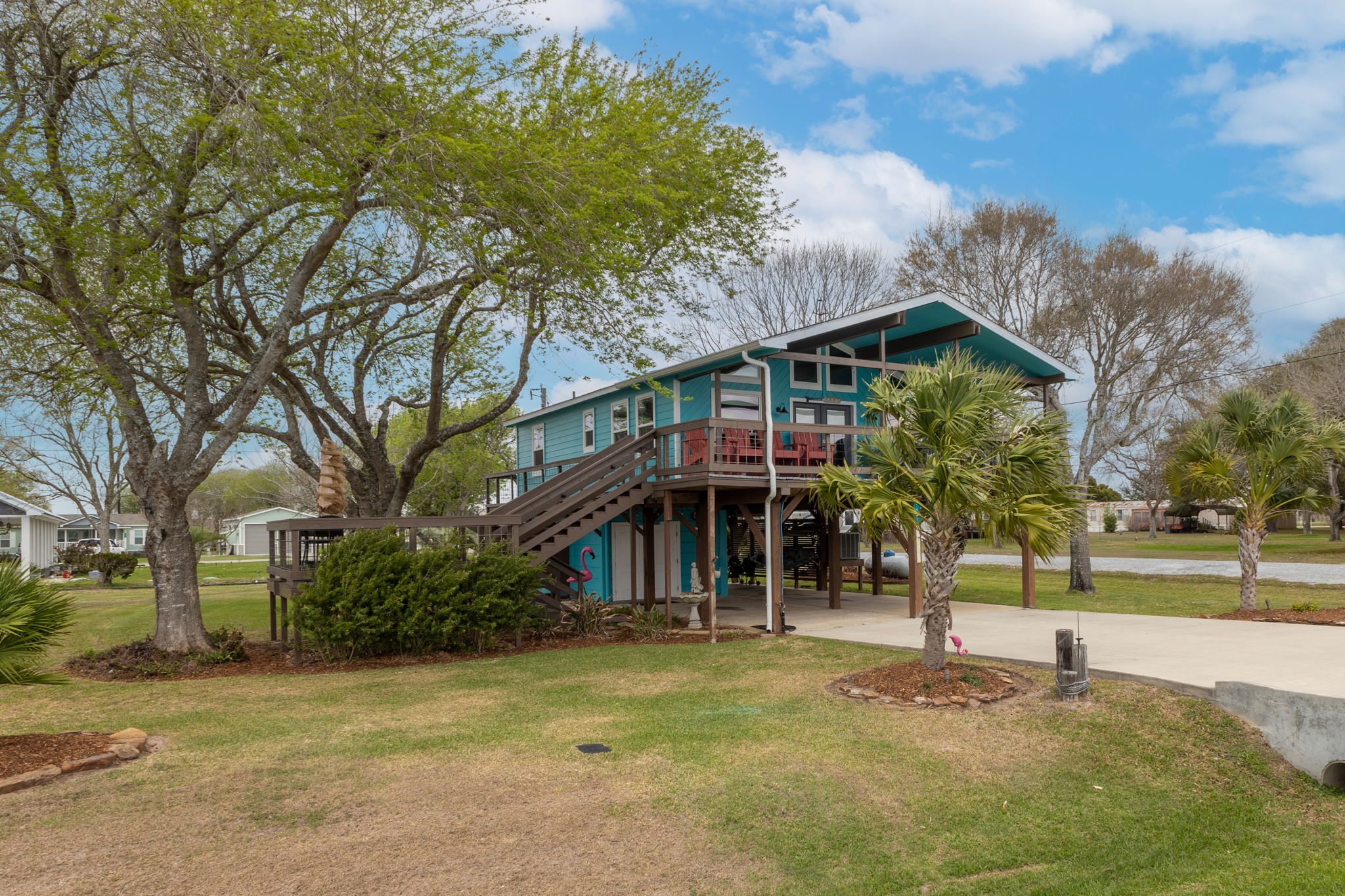 main property photo 18