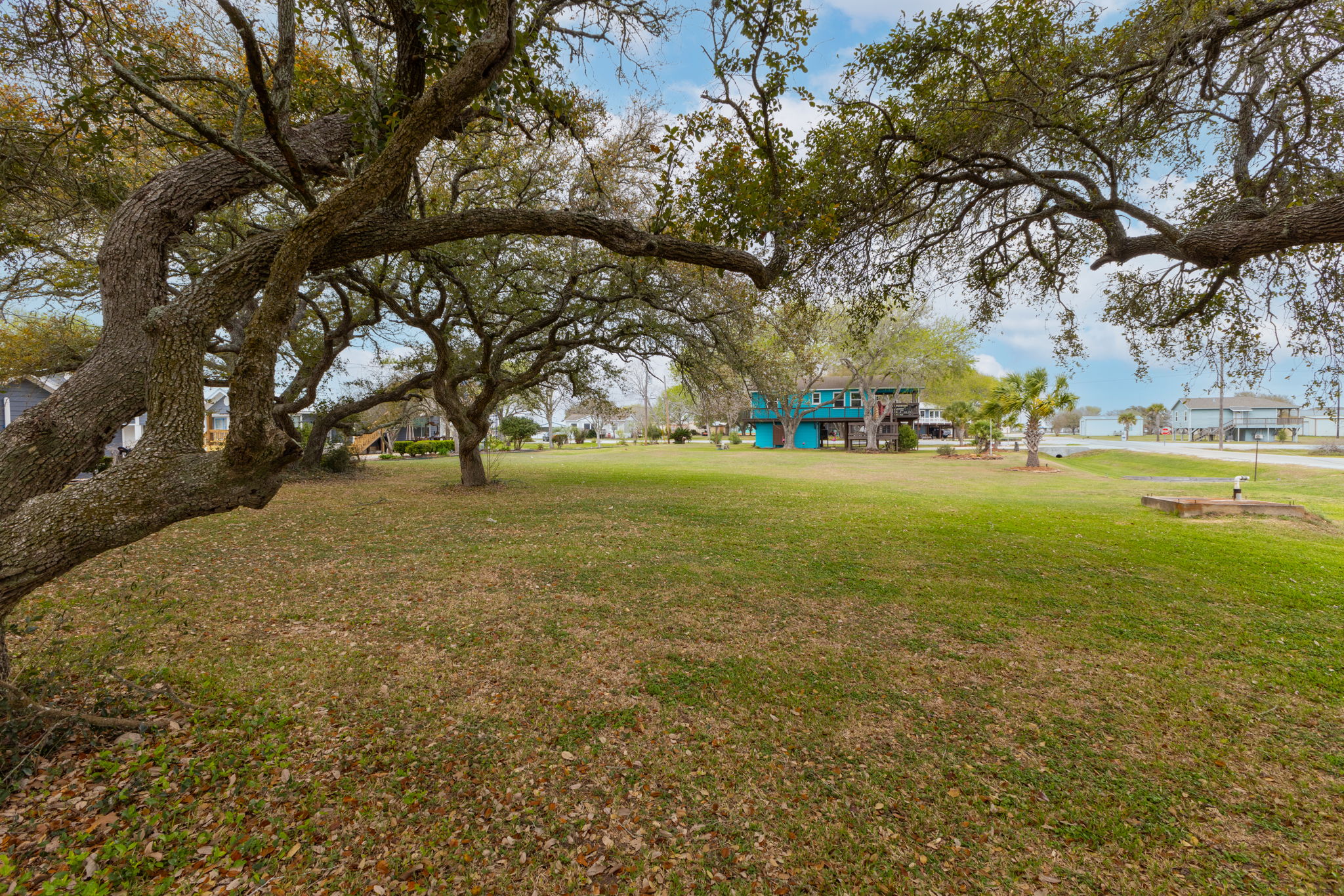 main property photo 23