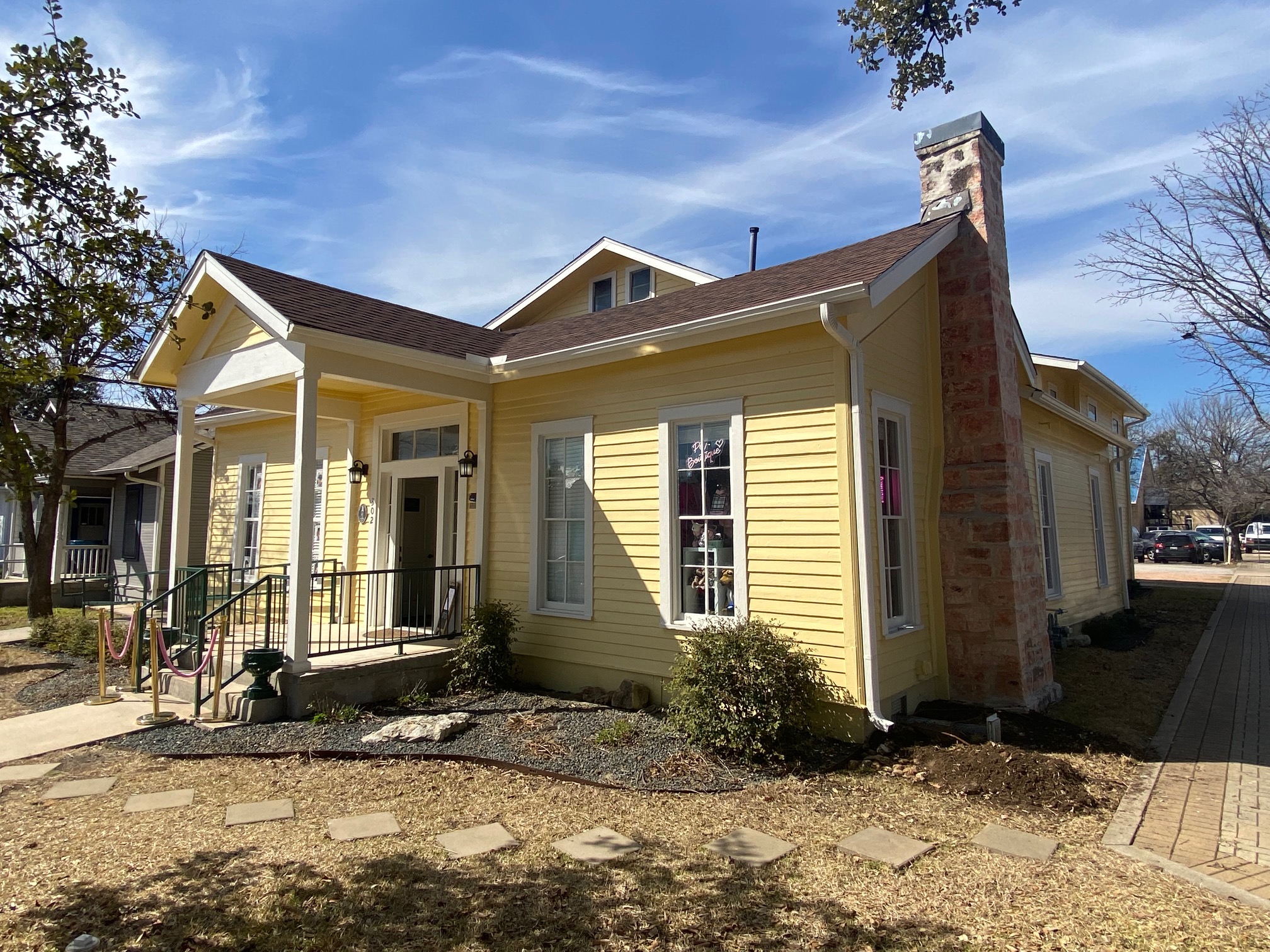 main property photo 15