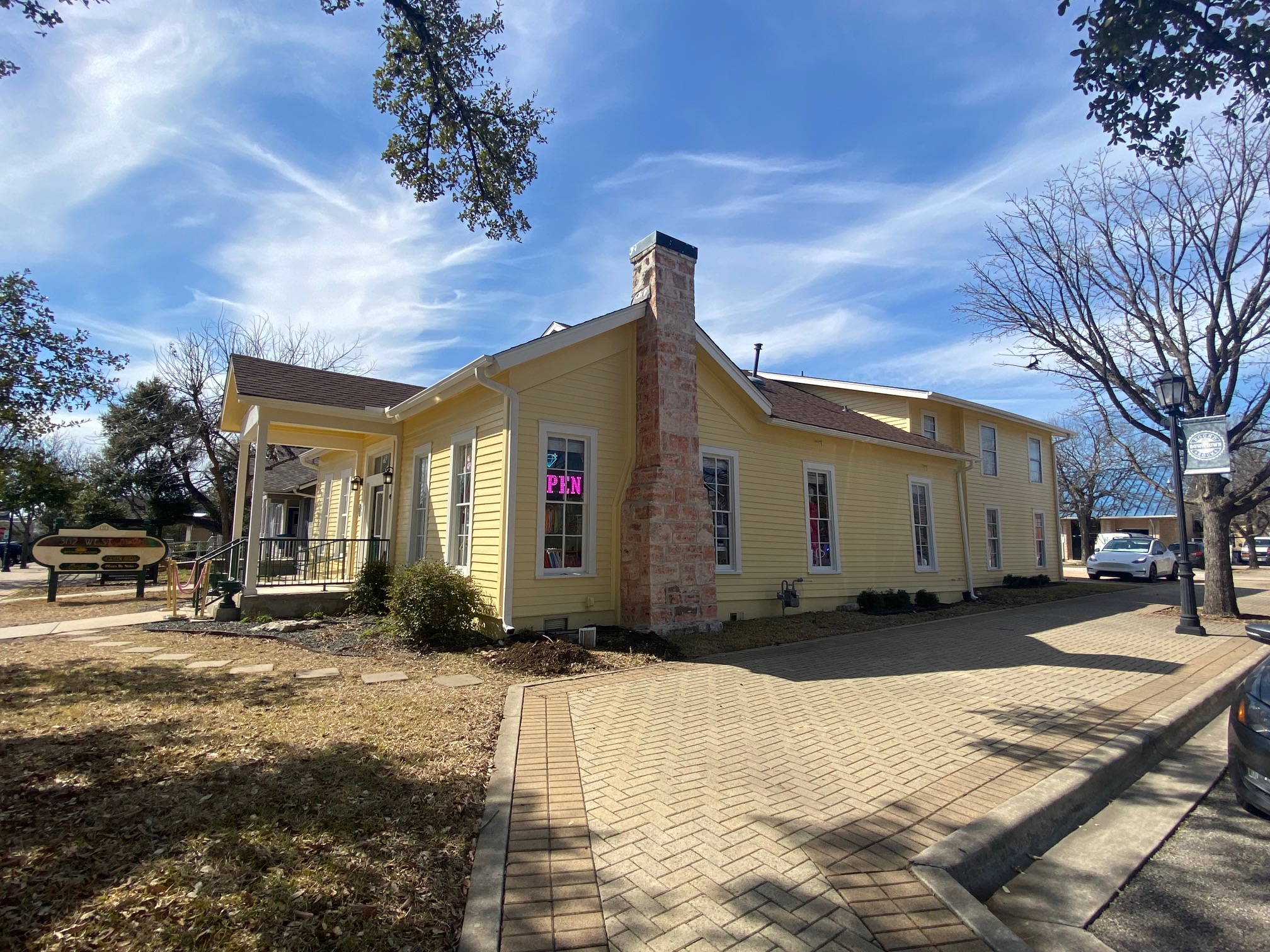 main property photo 16
