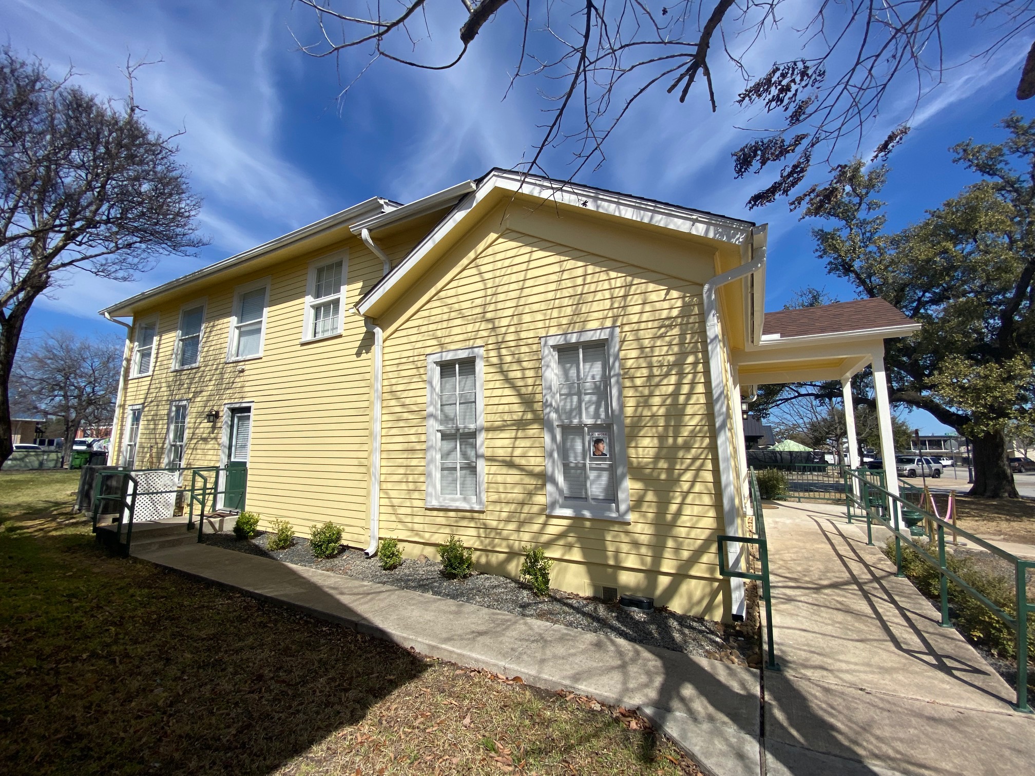 main property photo 19