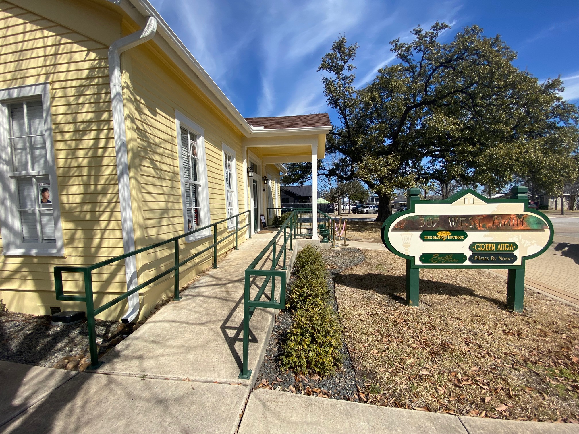 main property photo 20