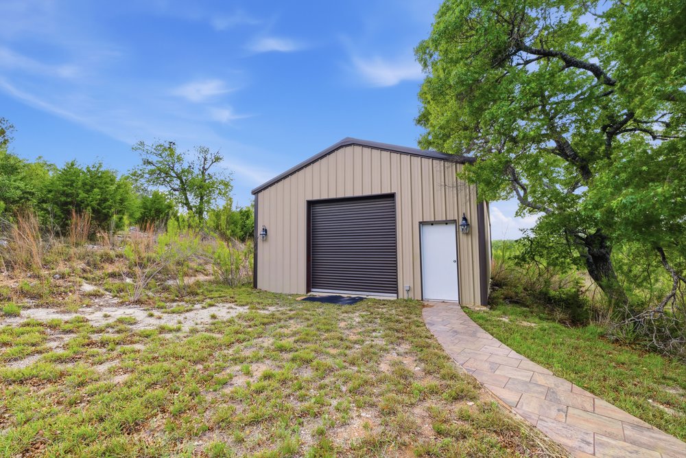 main property photo 24
