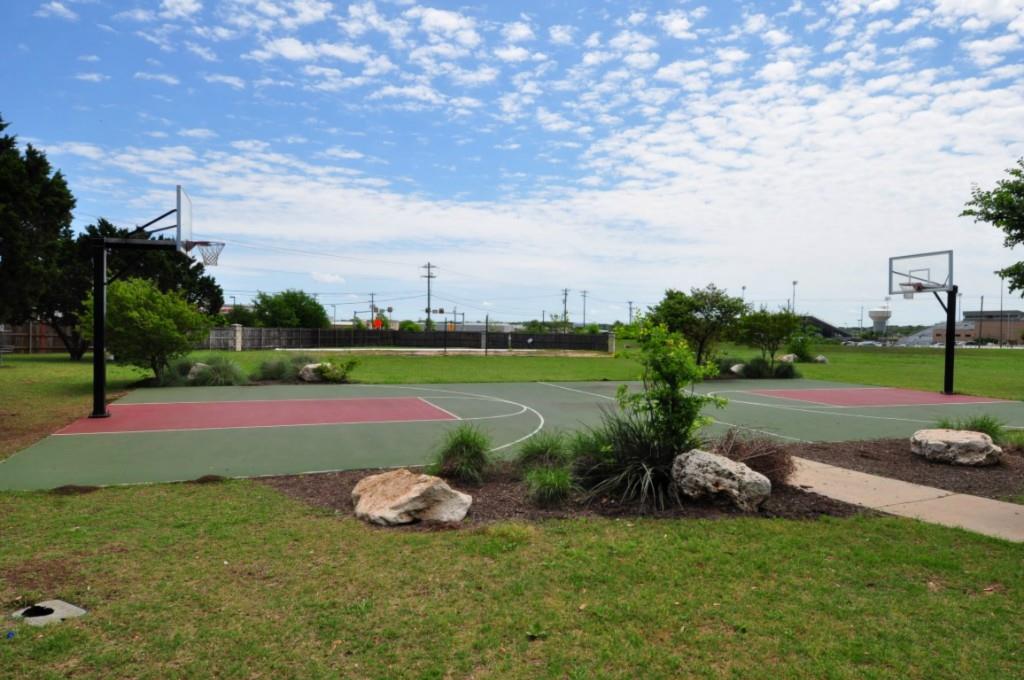main property photo 20