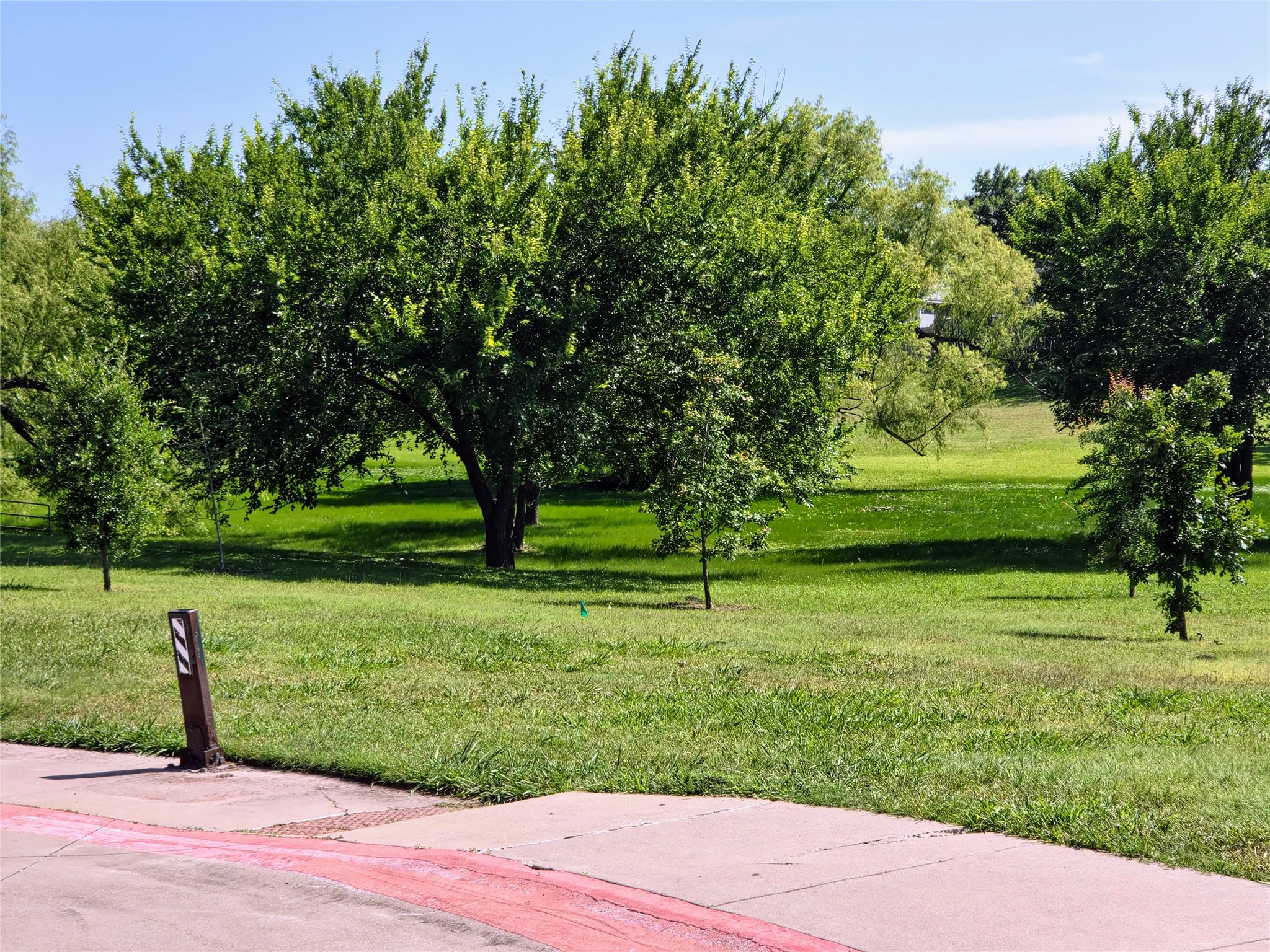 main property photo 38