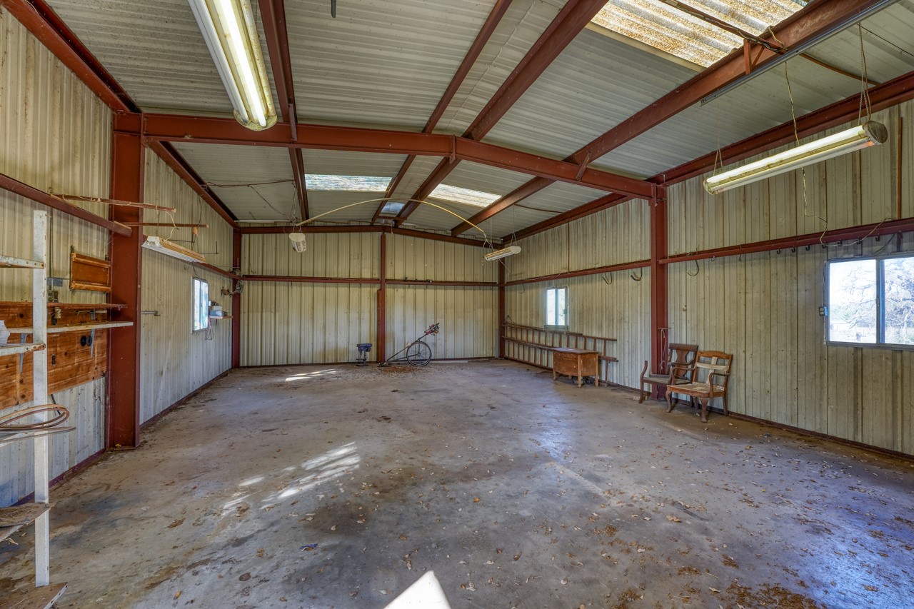 main property photo 21