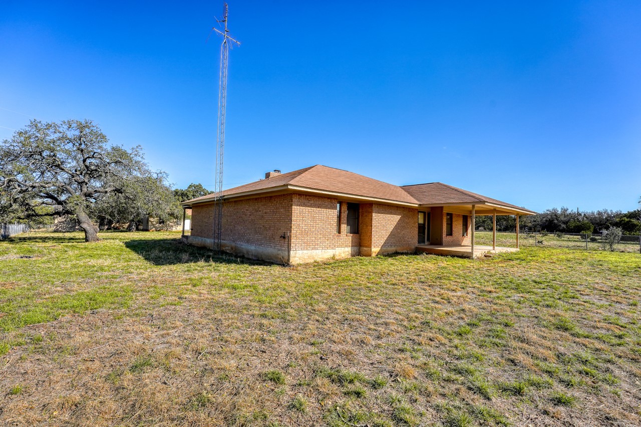 main property photo 8