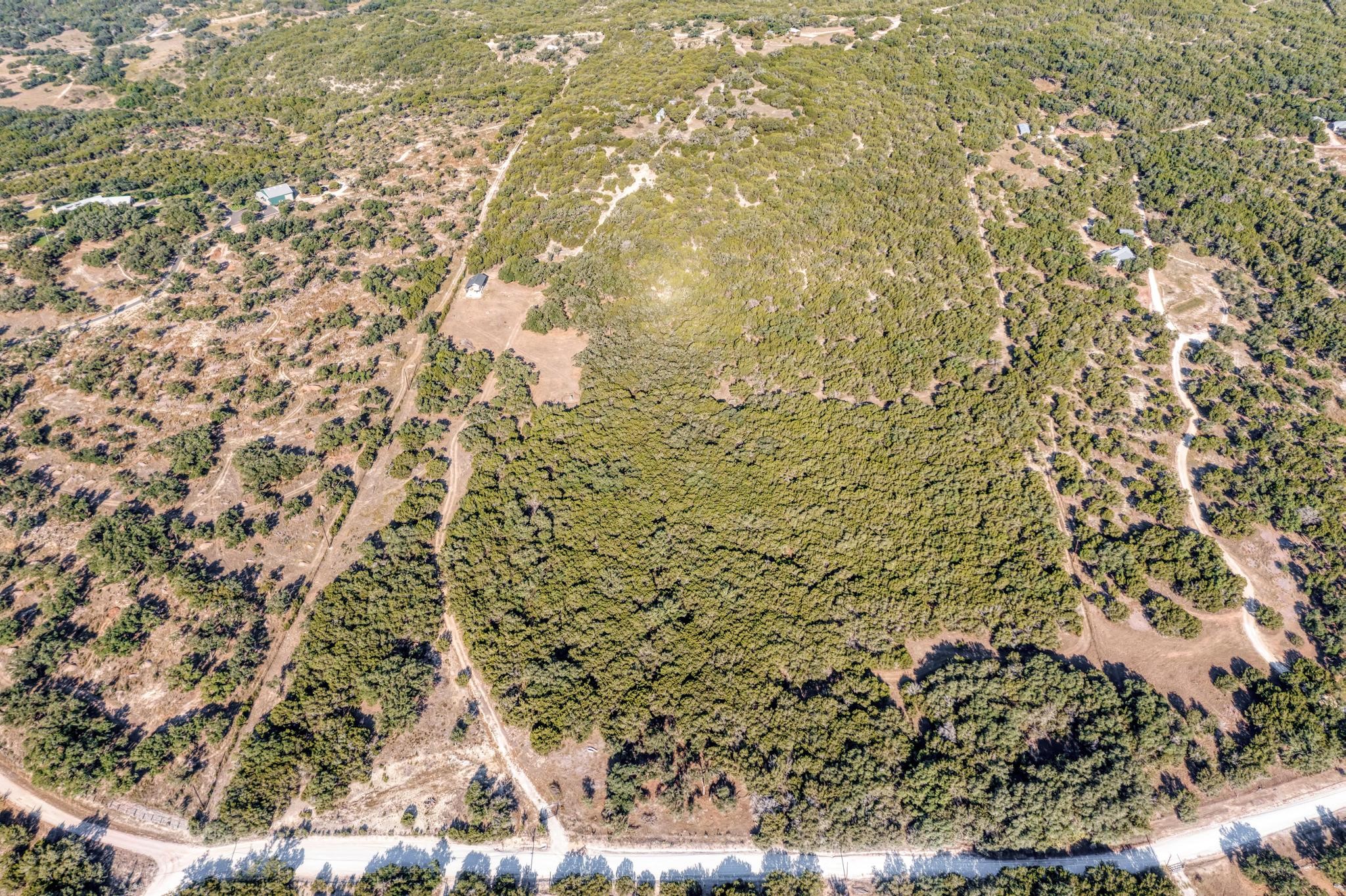 main property photo 32