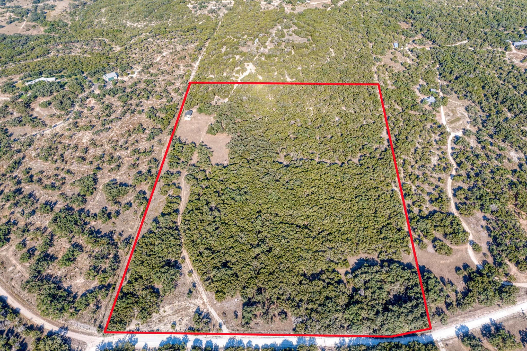 main property photo 33