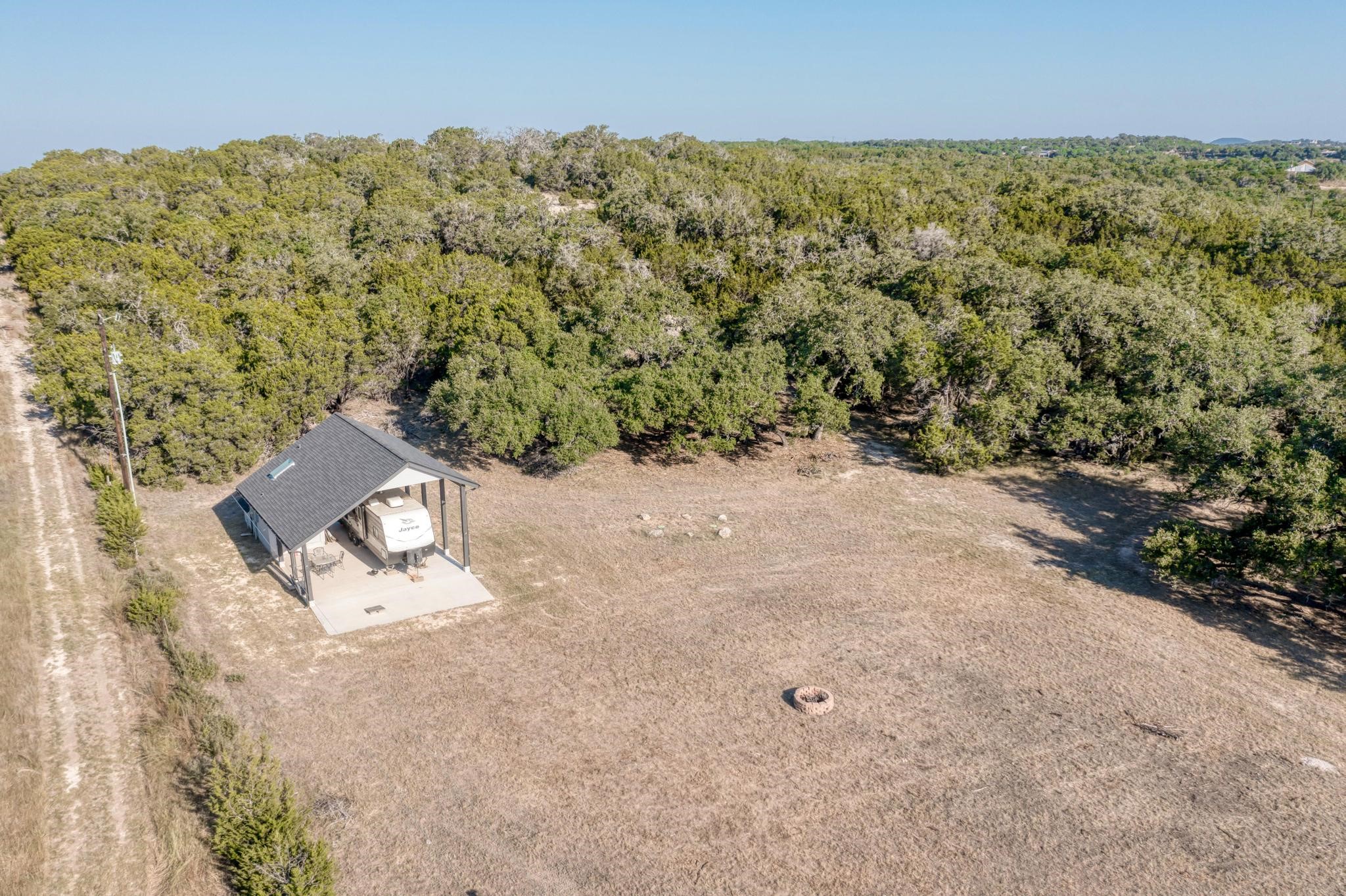 main property photo 6
