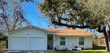 image of property with 3 Bed | 2 Bath | 1,179 Sqft