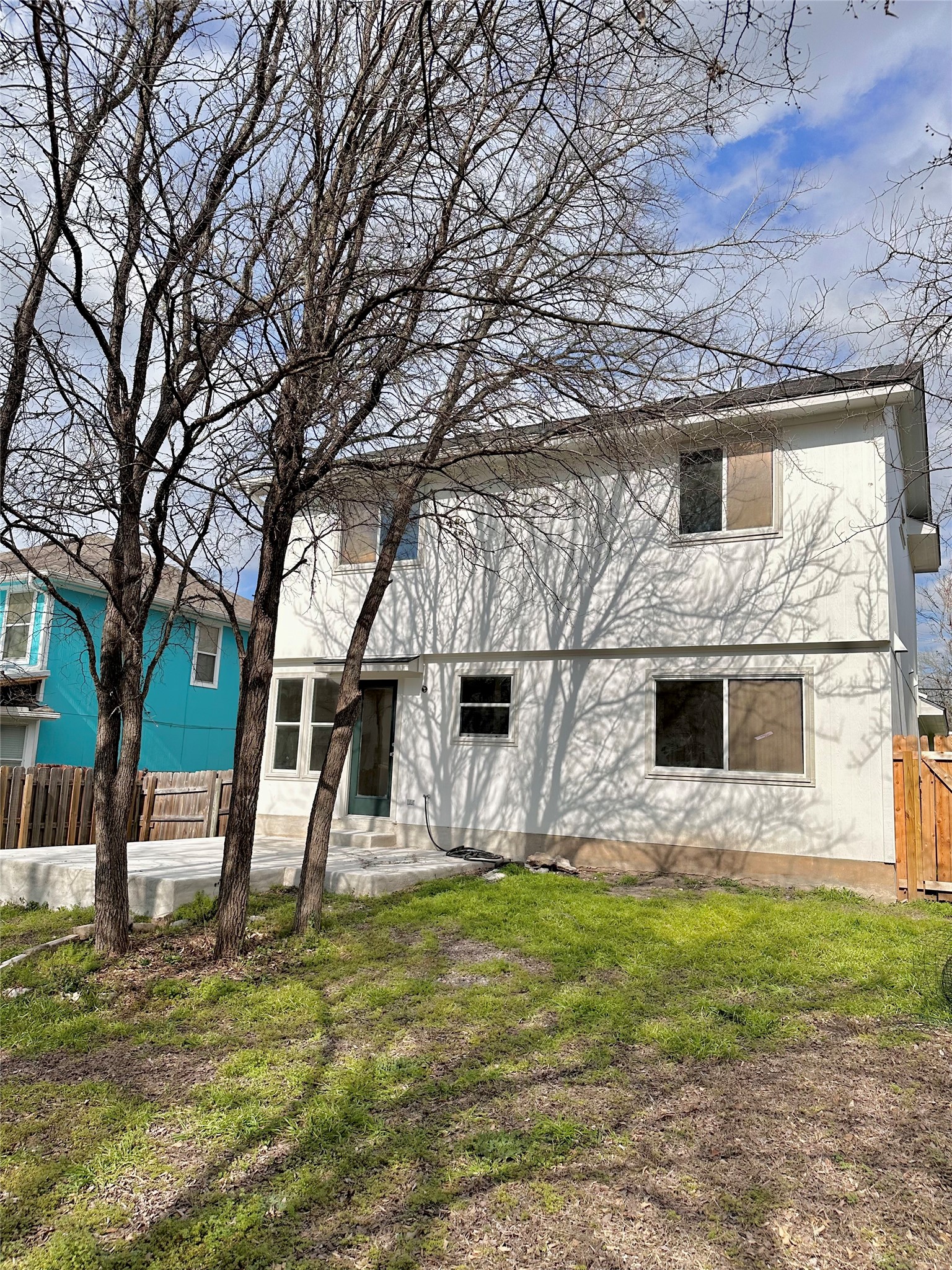 main property photo 15