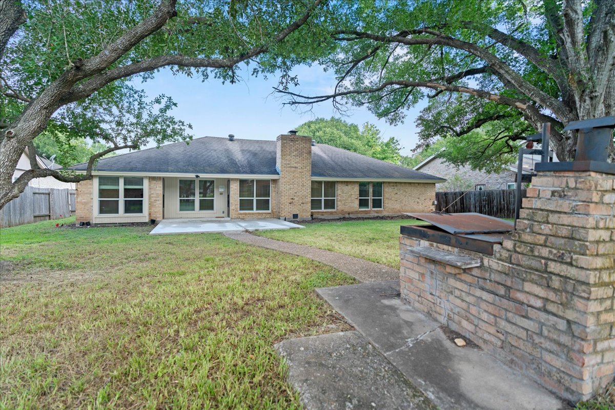 main property photo 26