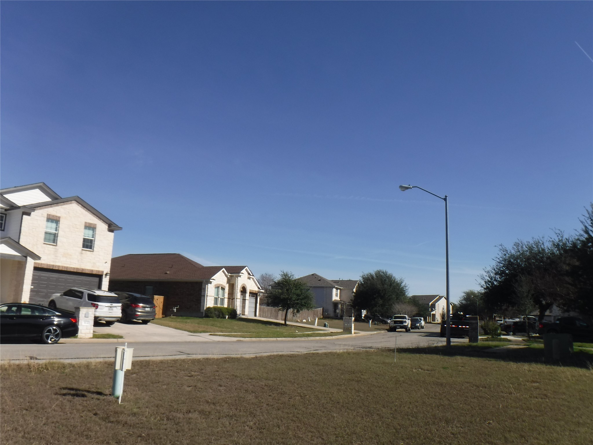 main property photo 10