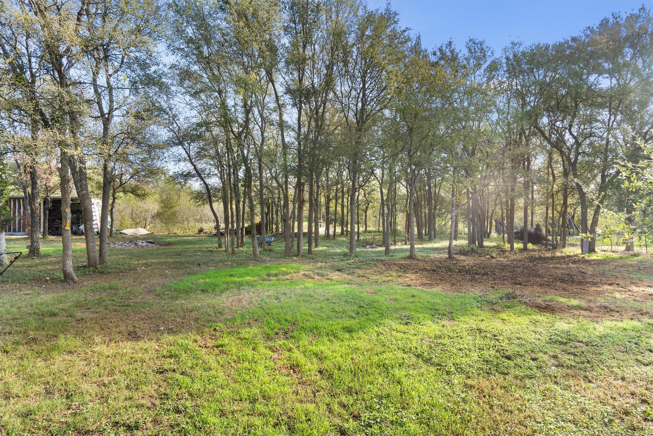 main property photo 18