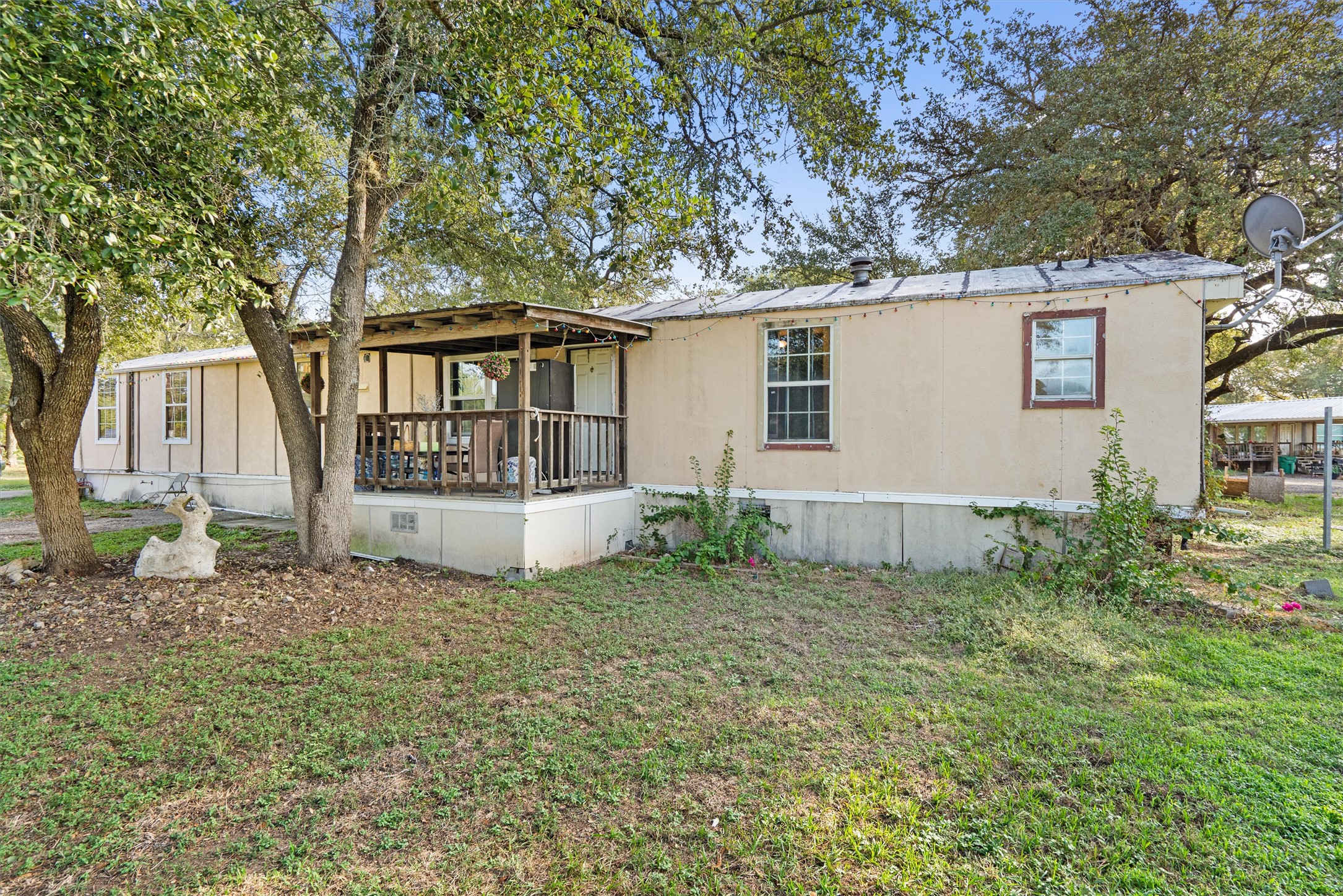 main property photo 3