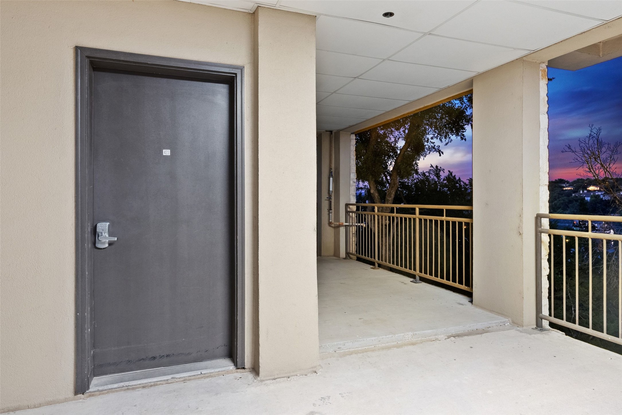 main property photo 34