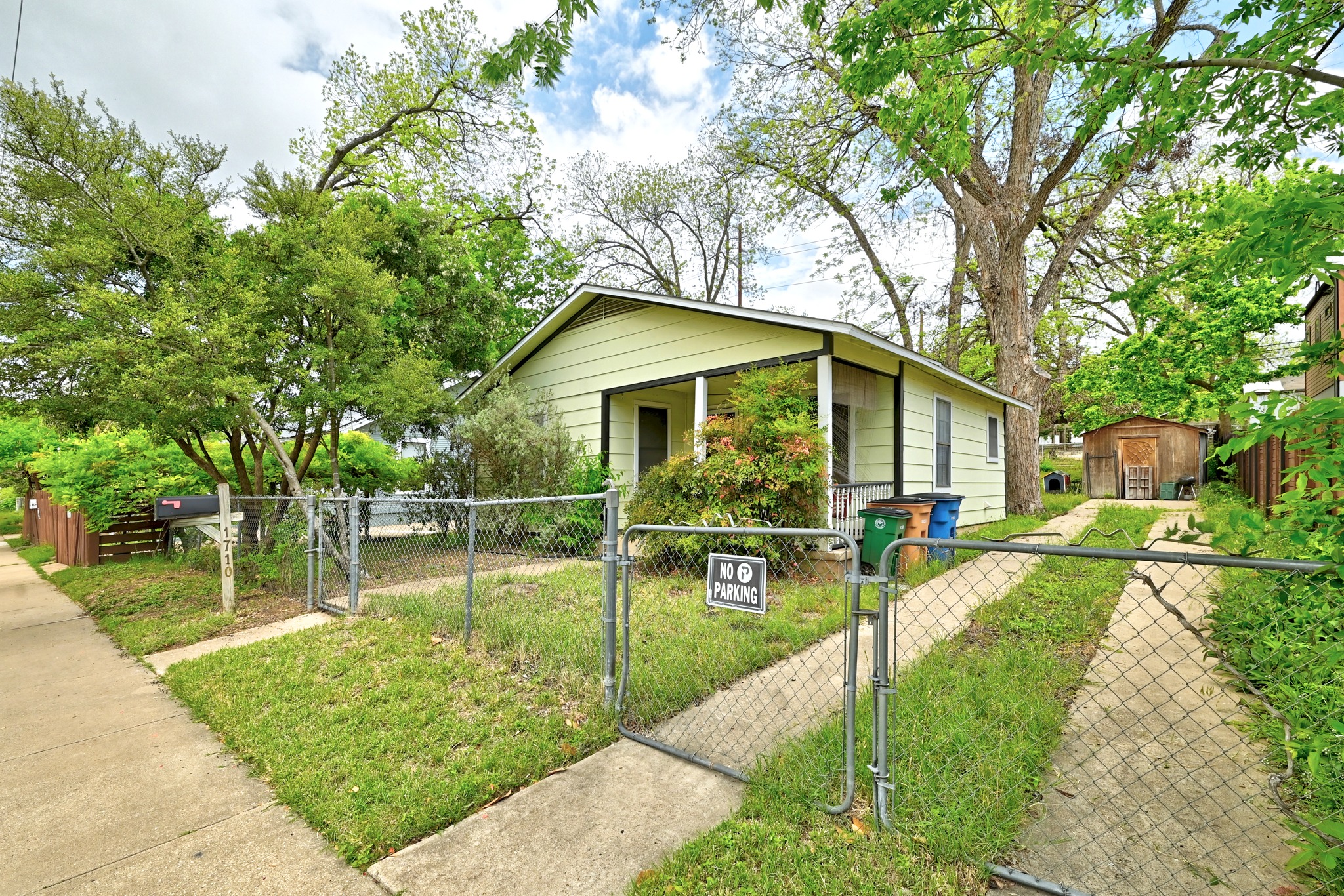 main property photo 5