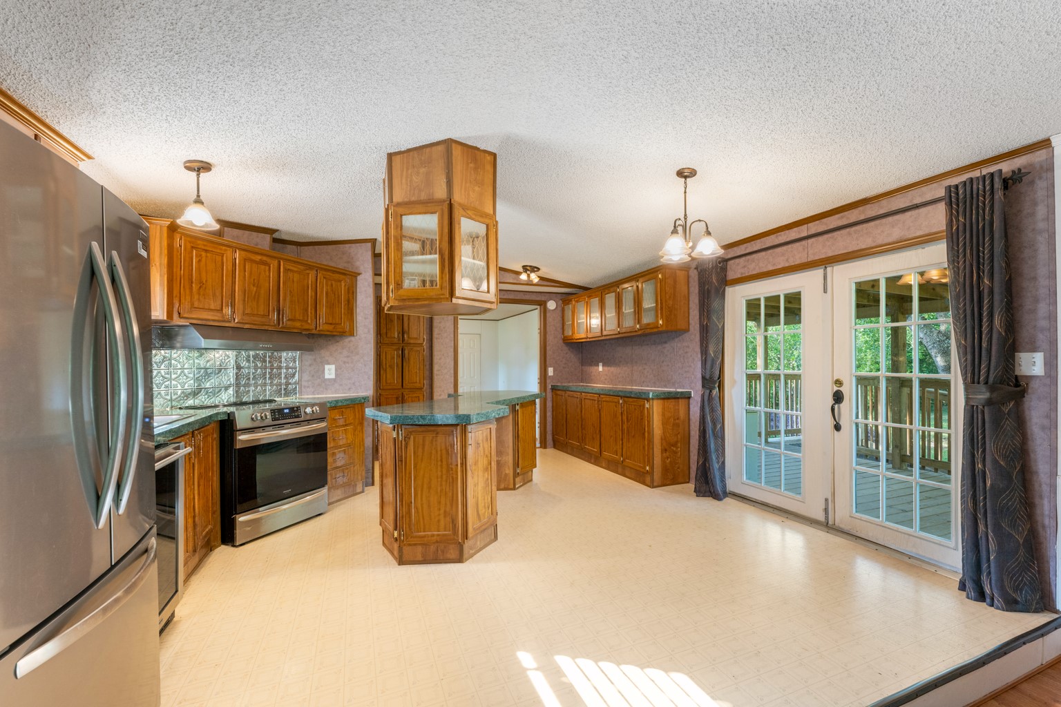 main property photo 7