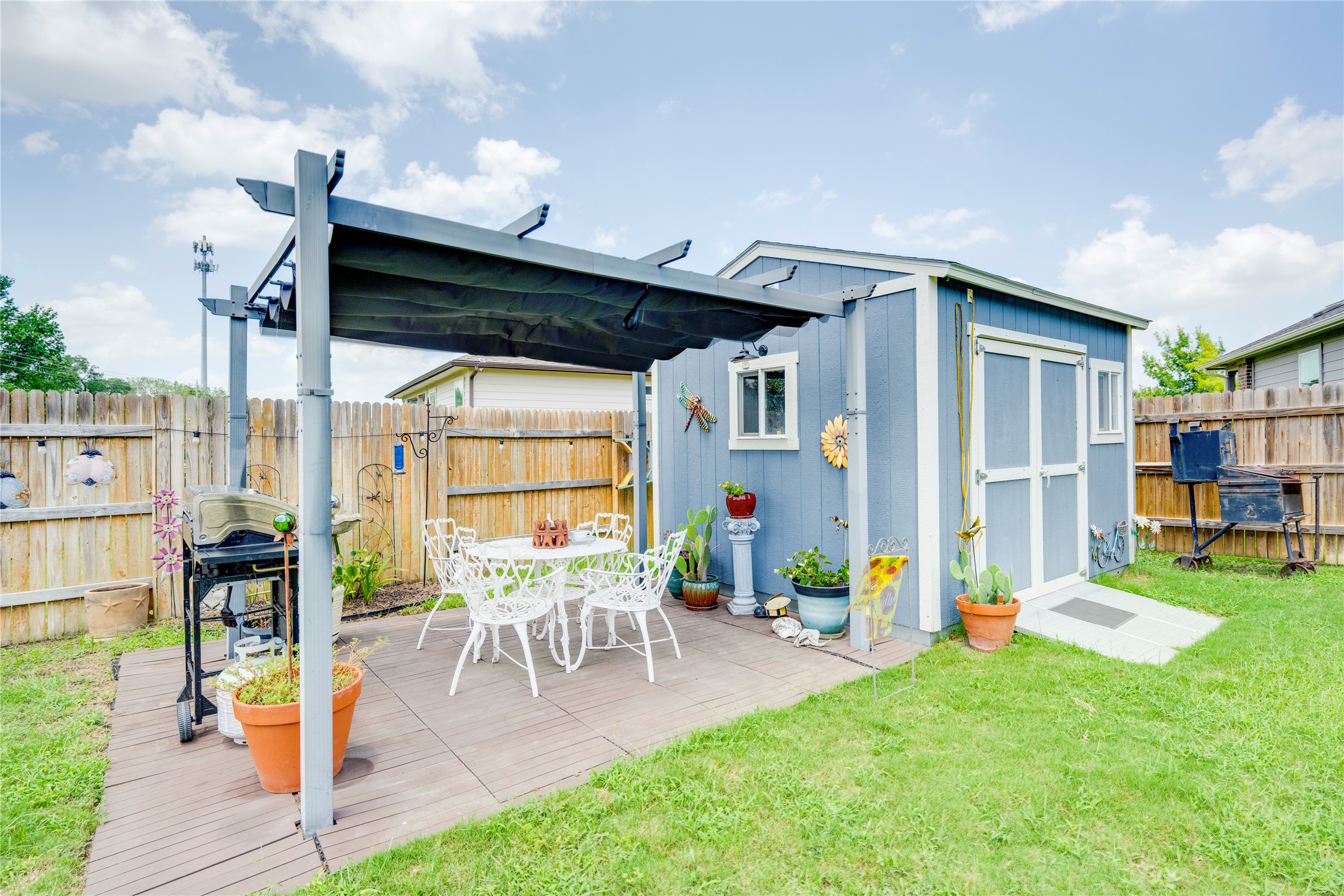 main property photo 22