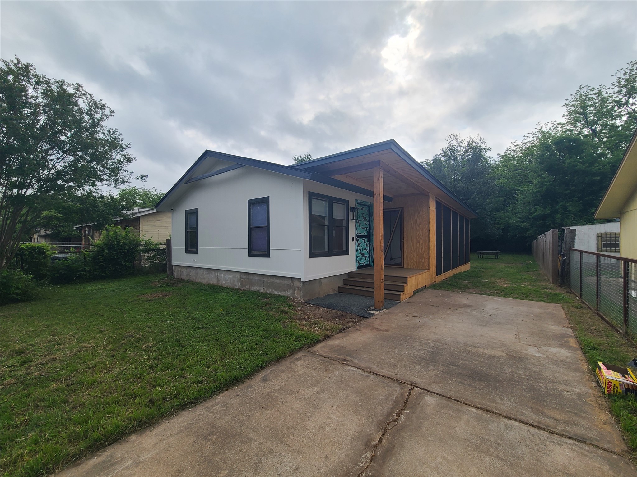 main property photo 1