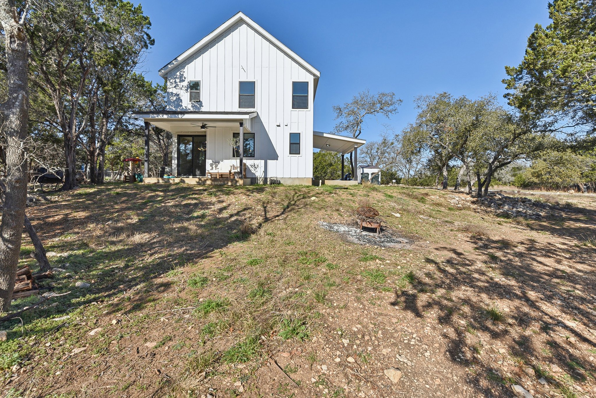 main property photo 26
