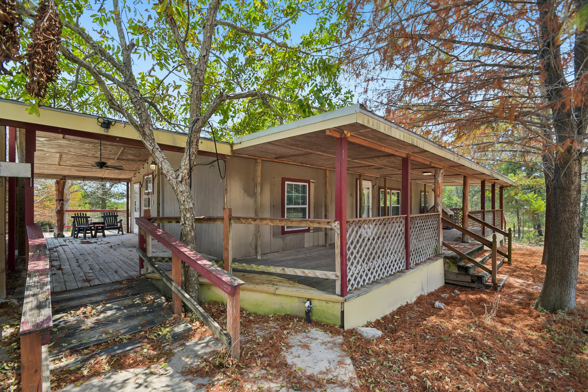 main property photo 32