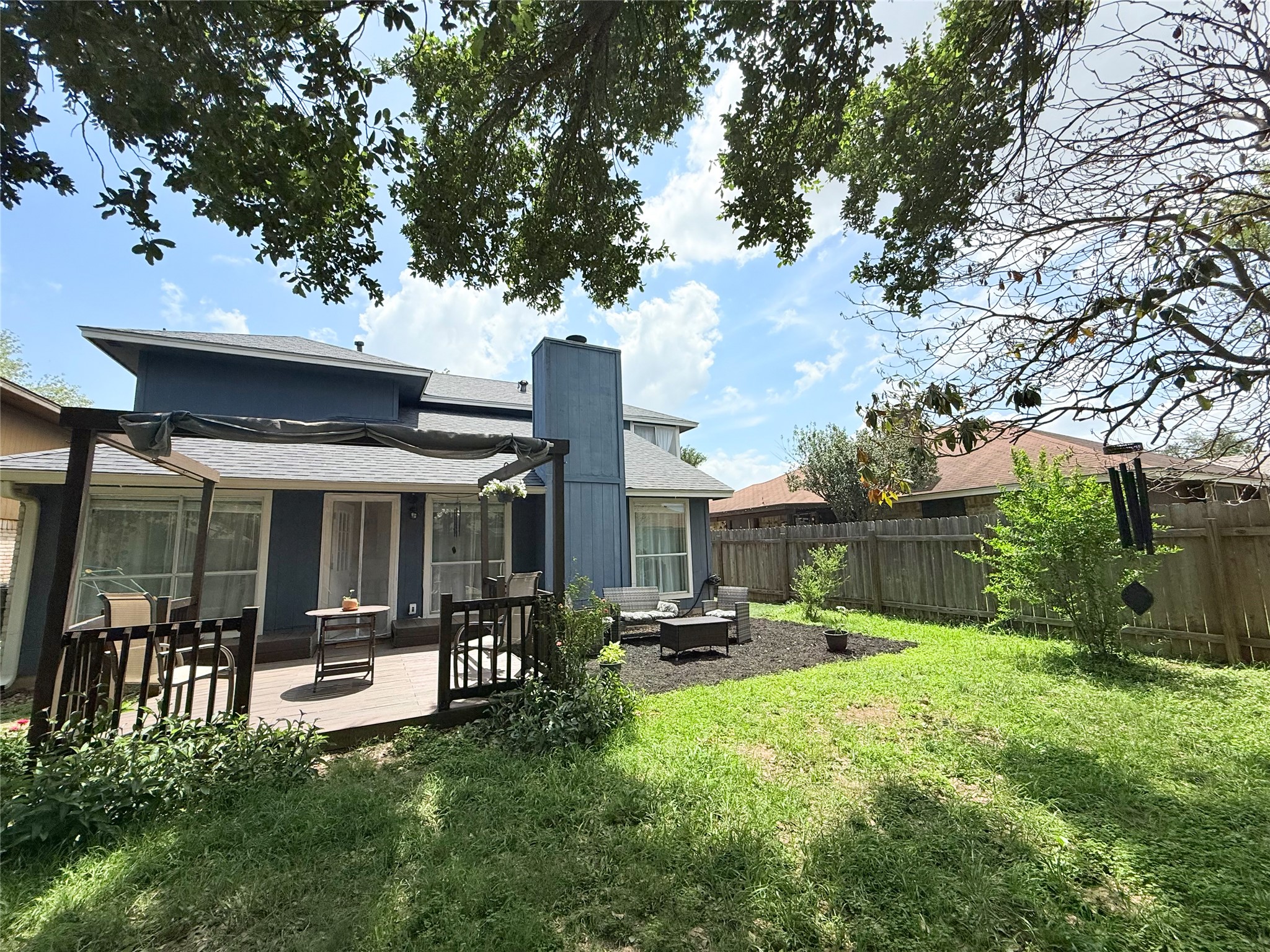 main property photo 36