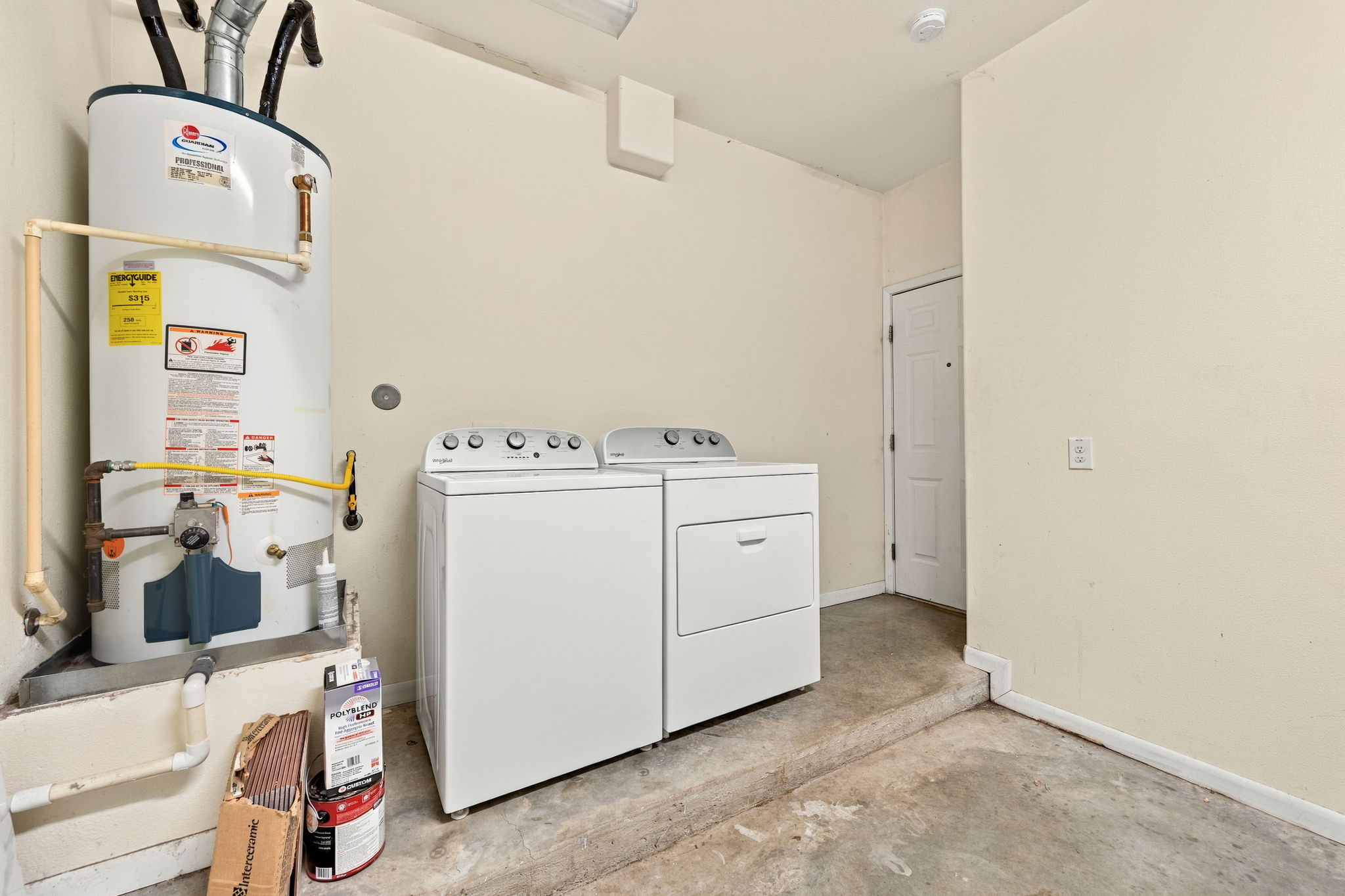 main property photo 25