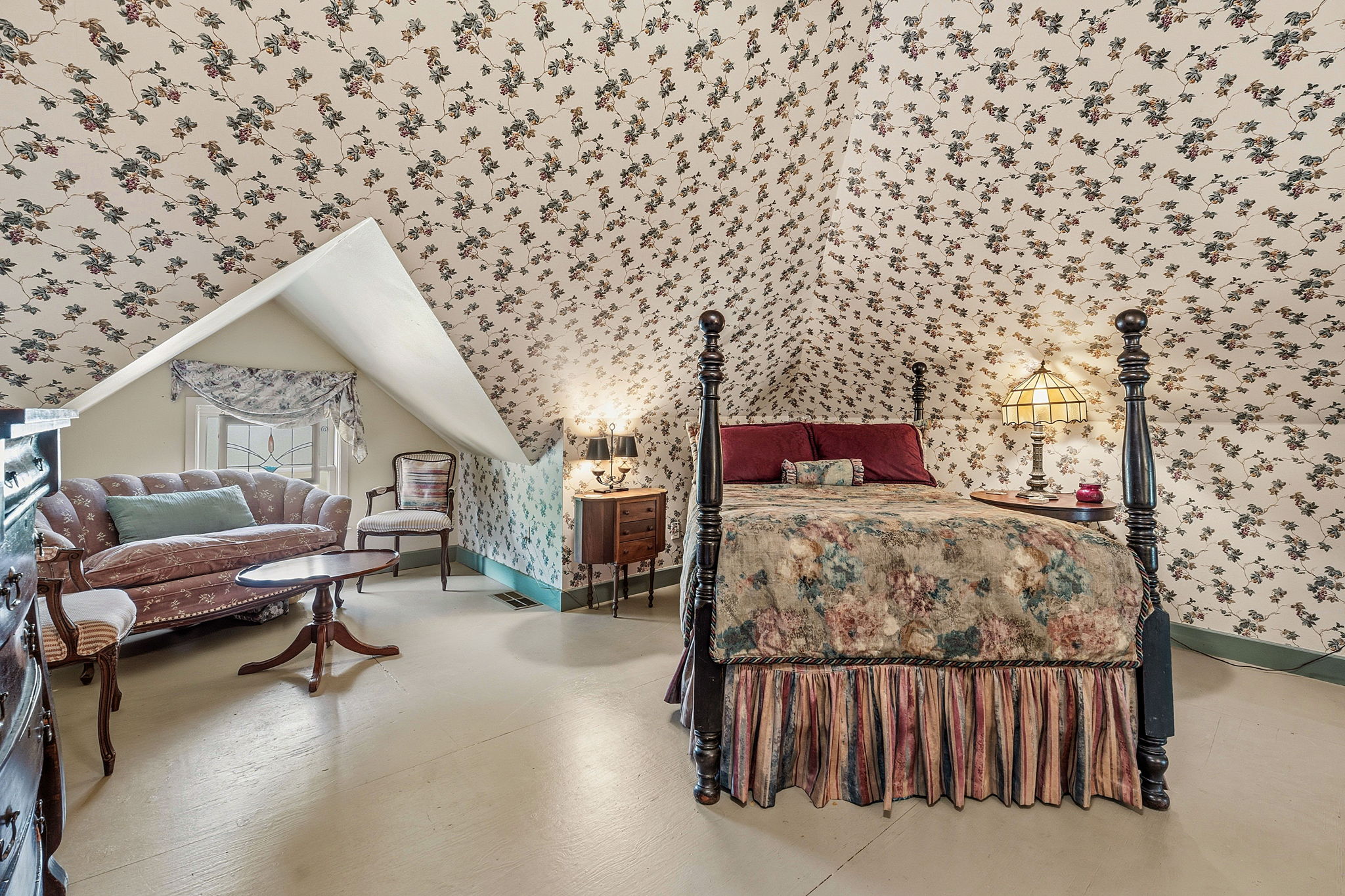 main property photo 13