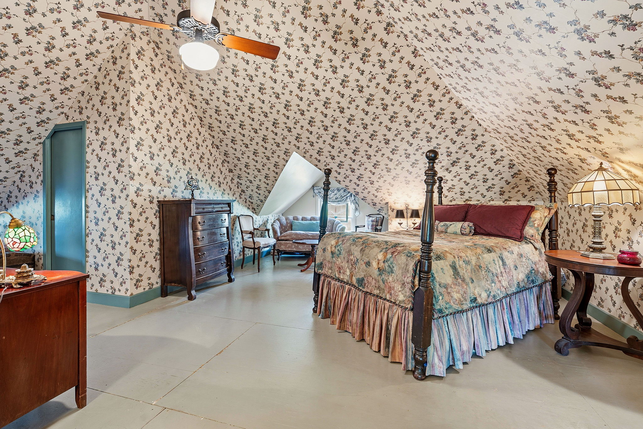 main property photo 14
