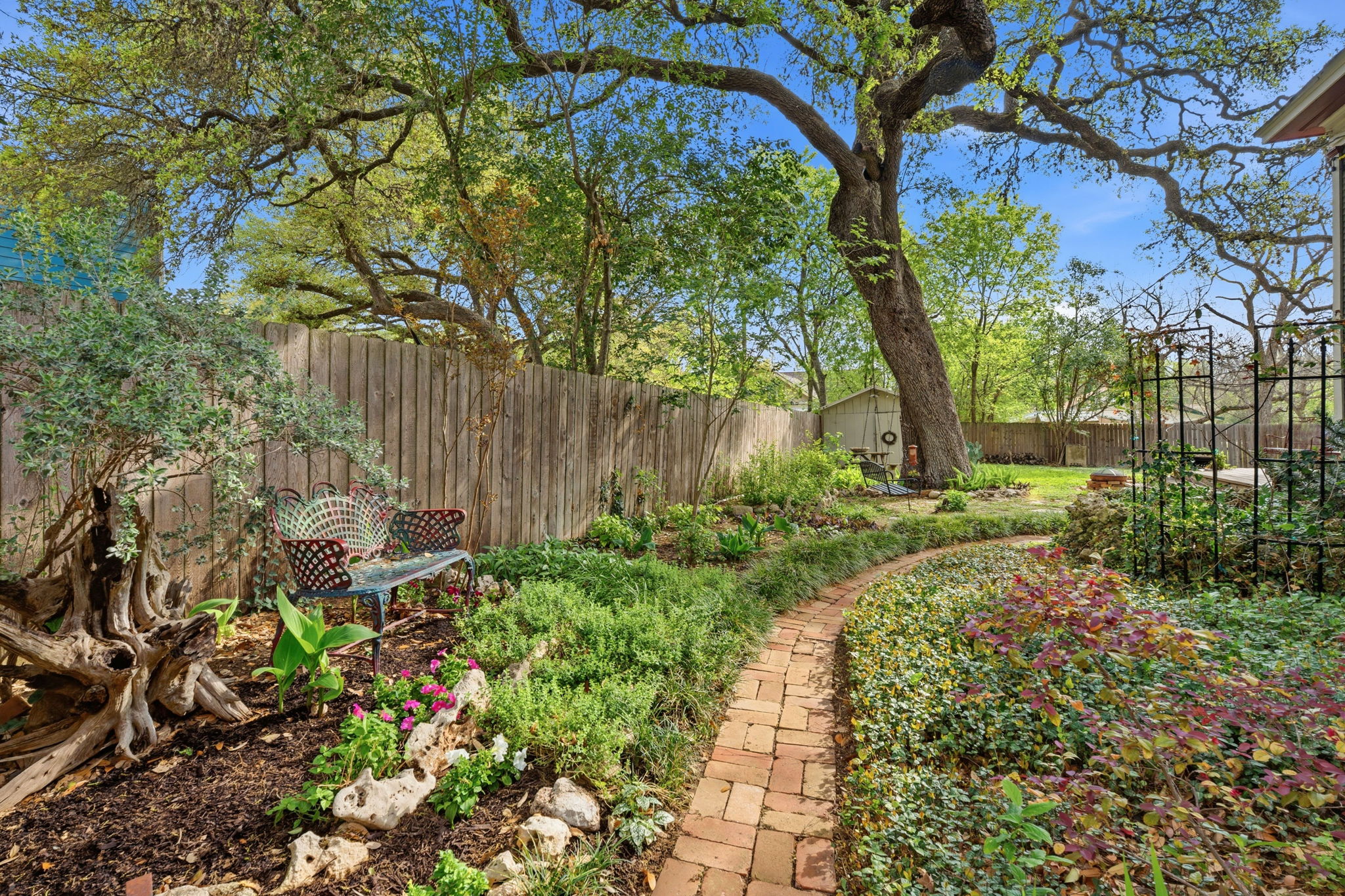 main property photo 5