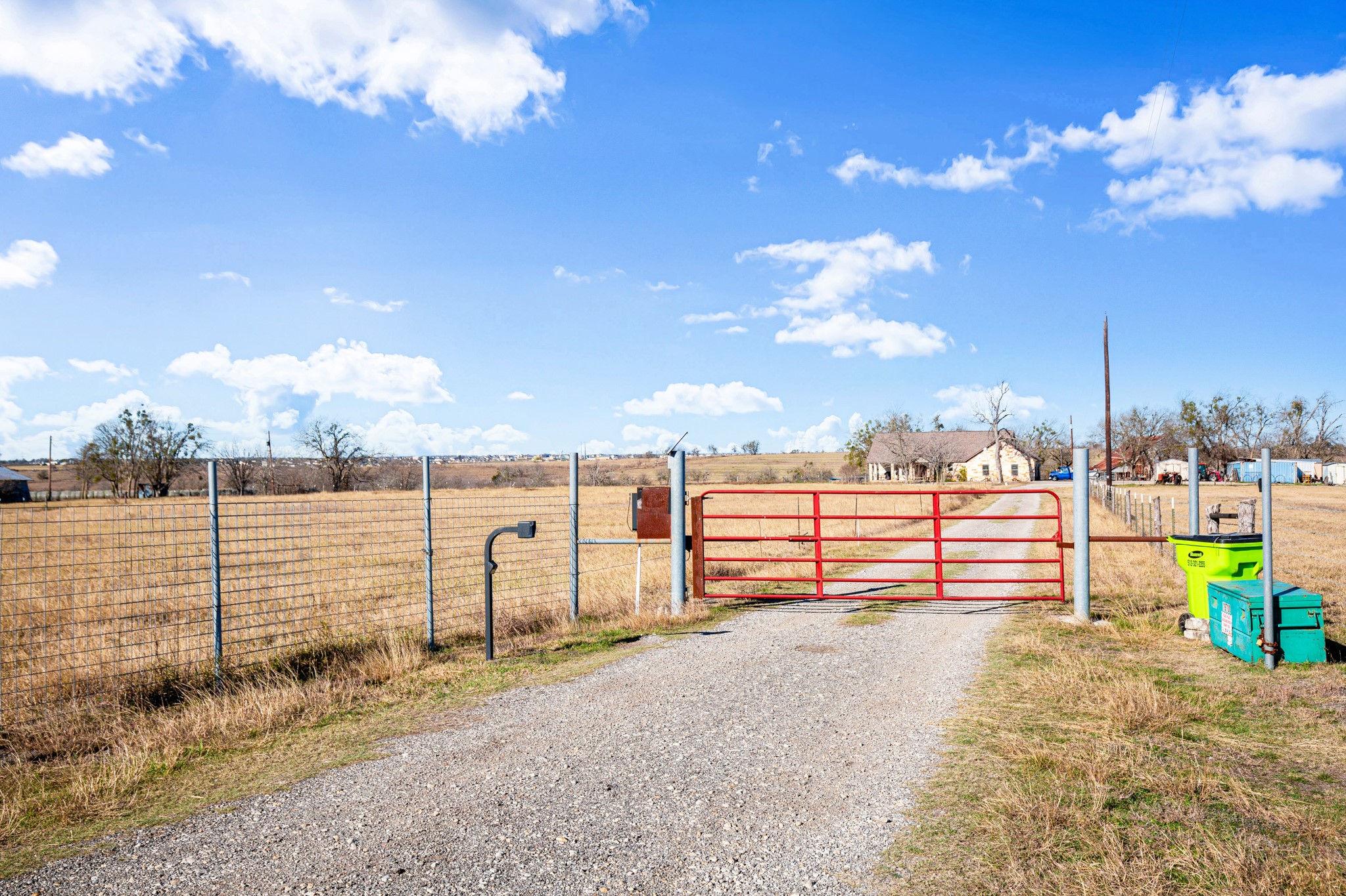 main property photo 5