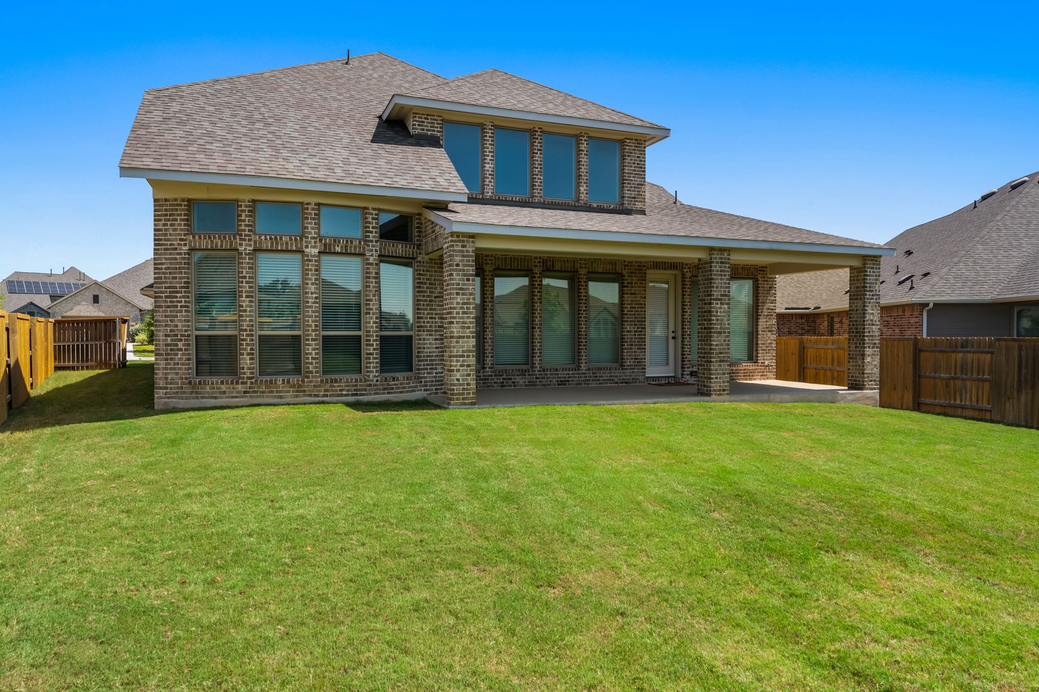 main property photo 29
