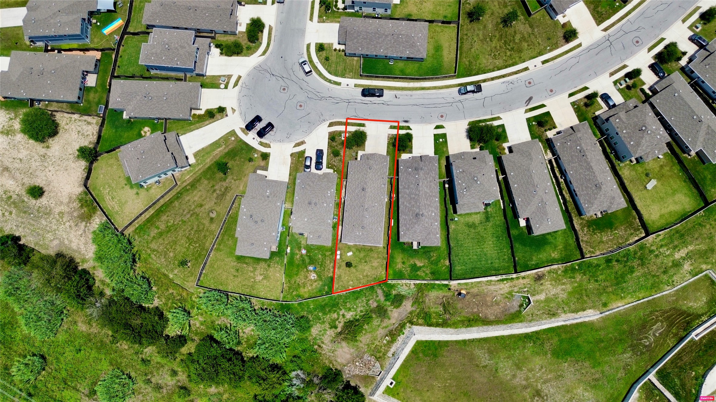 main property photo 28