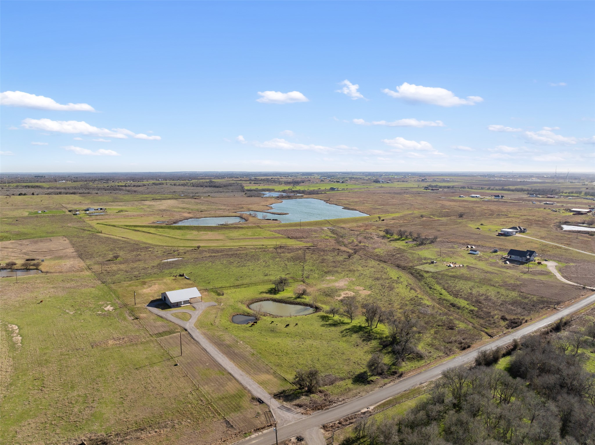 main property photo 23